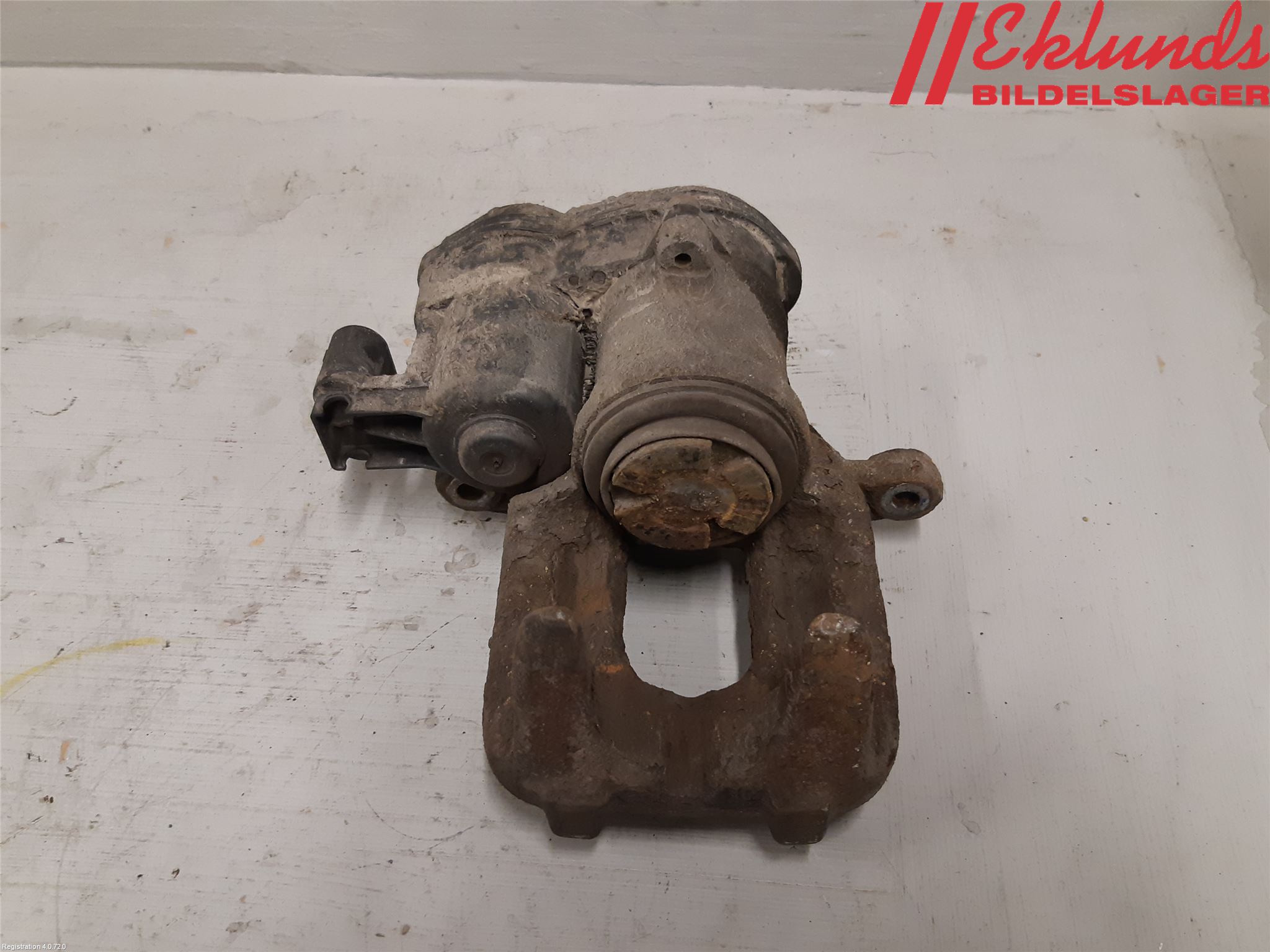BMW 5 F10/F11/F18 09-17 Bromsok Bak Höger