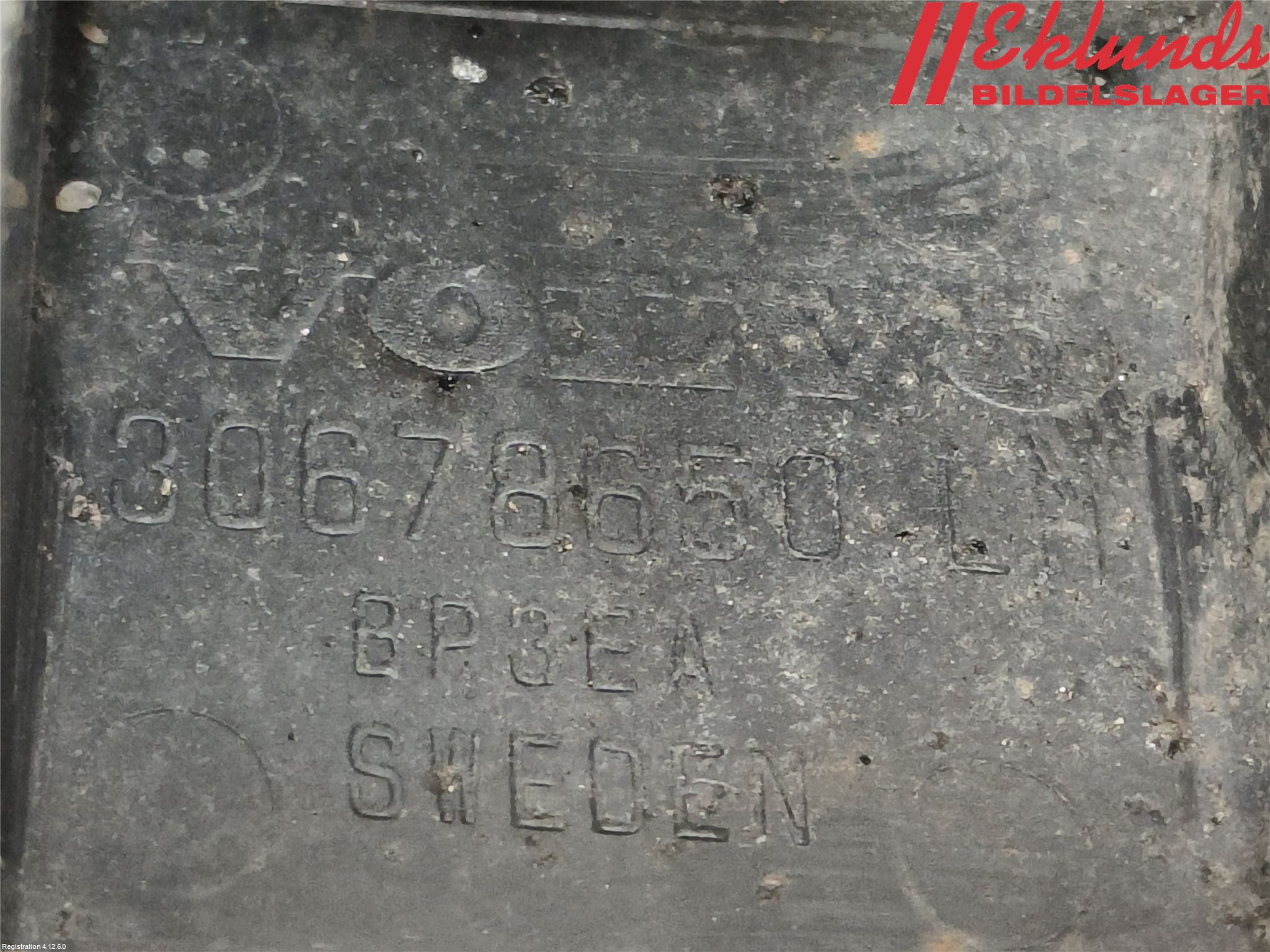 Volvo V70 08-13 Stötfångarfäste Bak Vä