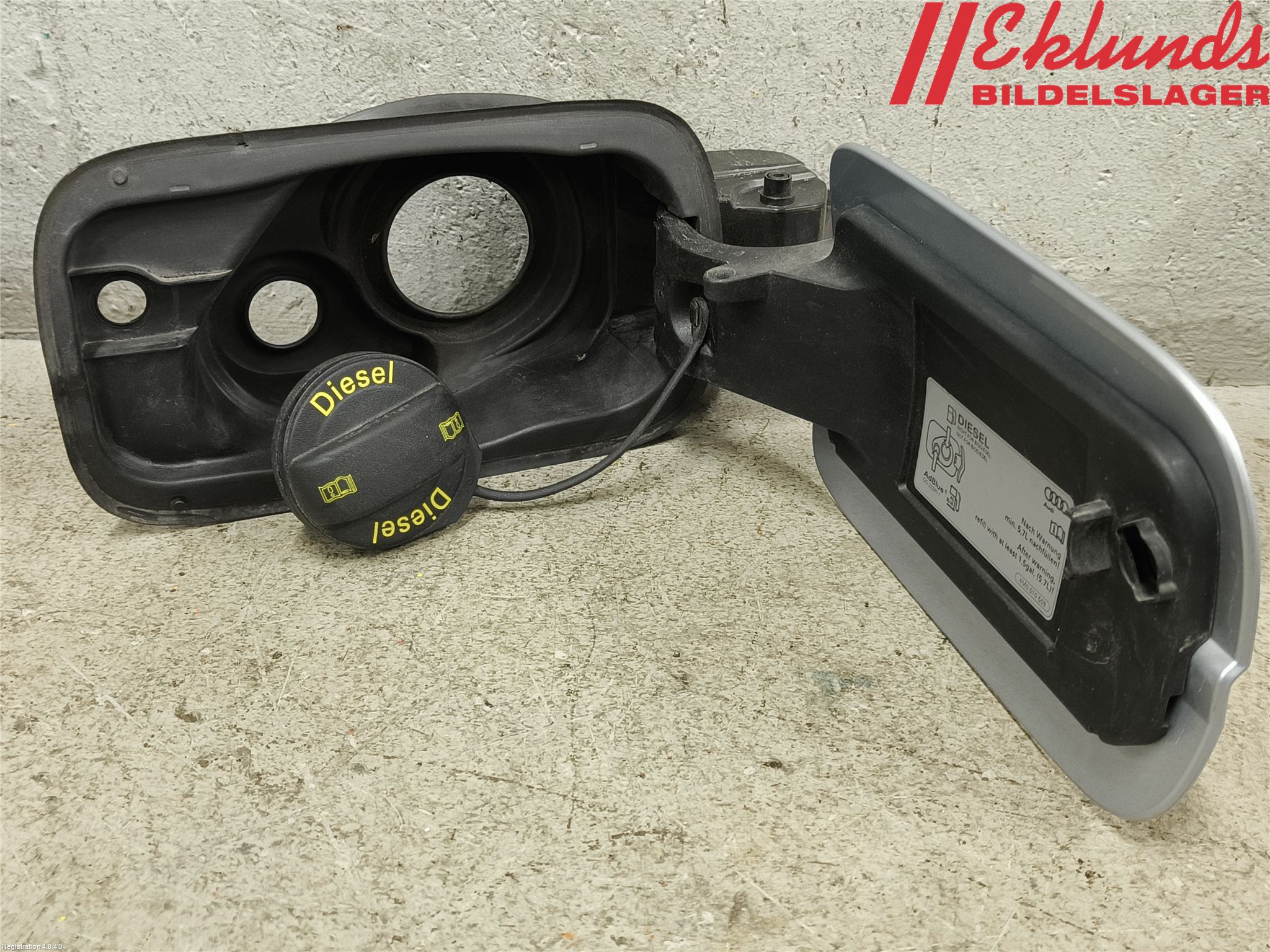 Audi A4/S4 B9 16-19 Tanklucka