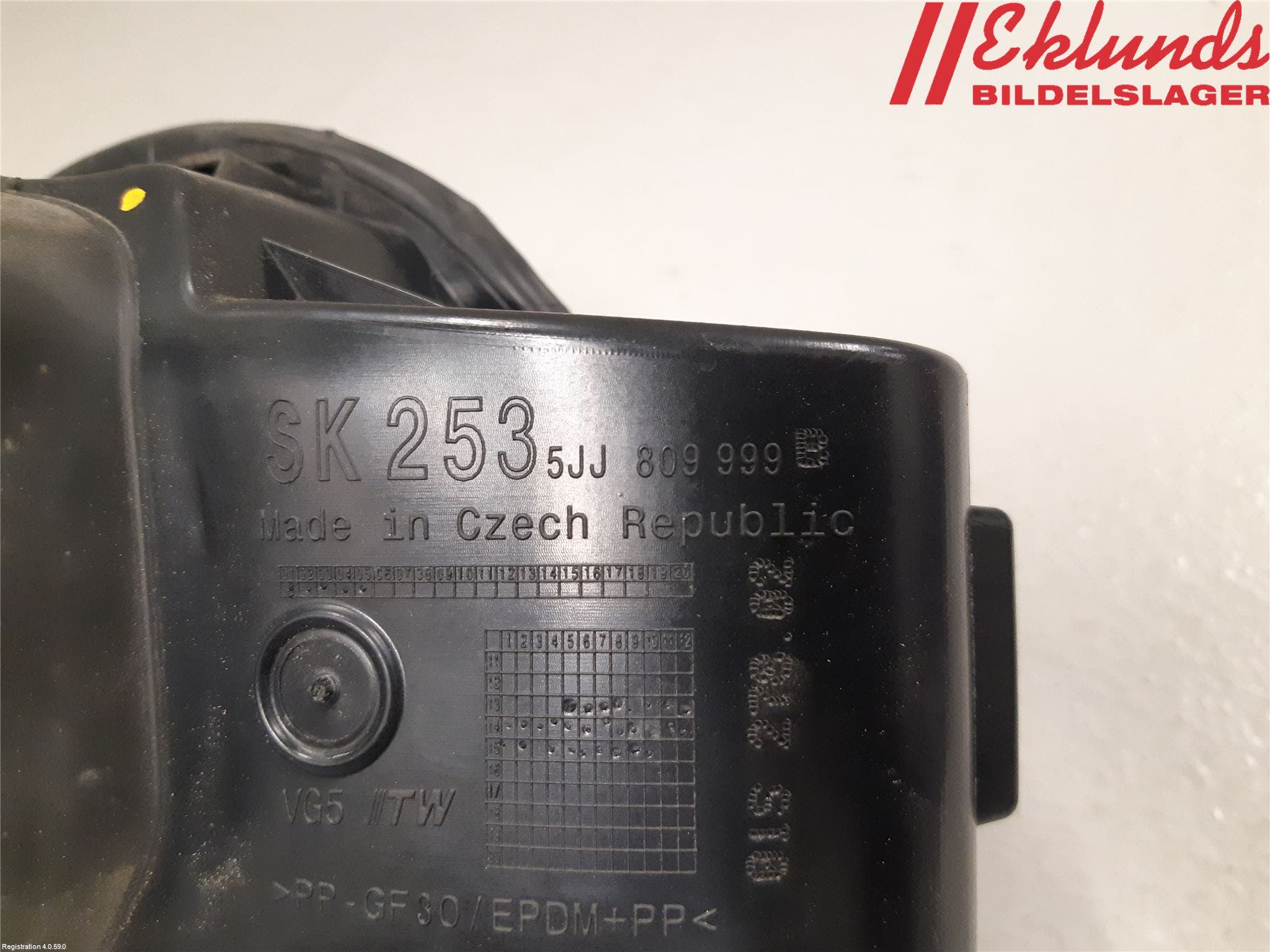 Skoda RAPID Tanklucka