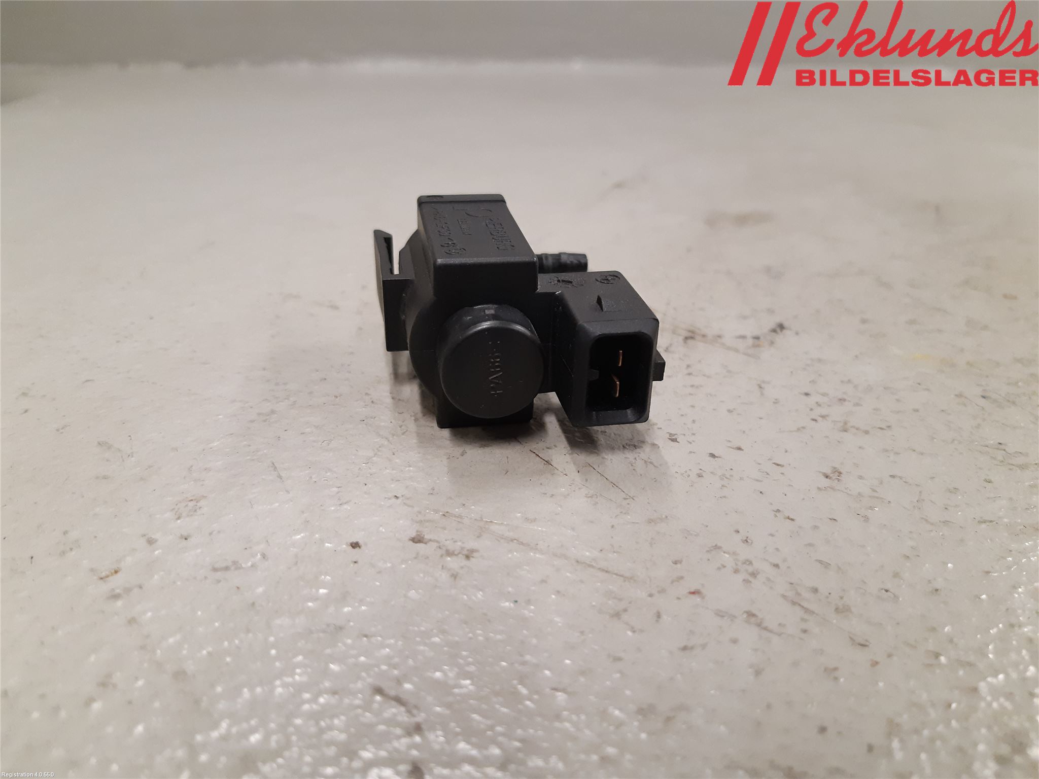 BMW 5 F10/F11/F18 09-17 Vakuumventil