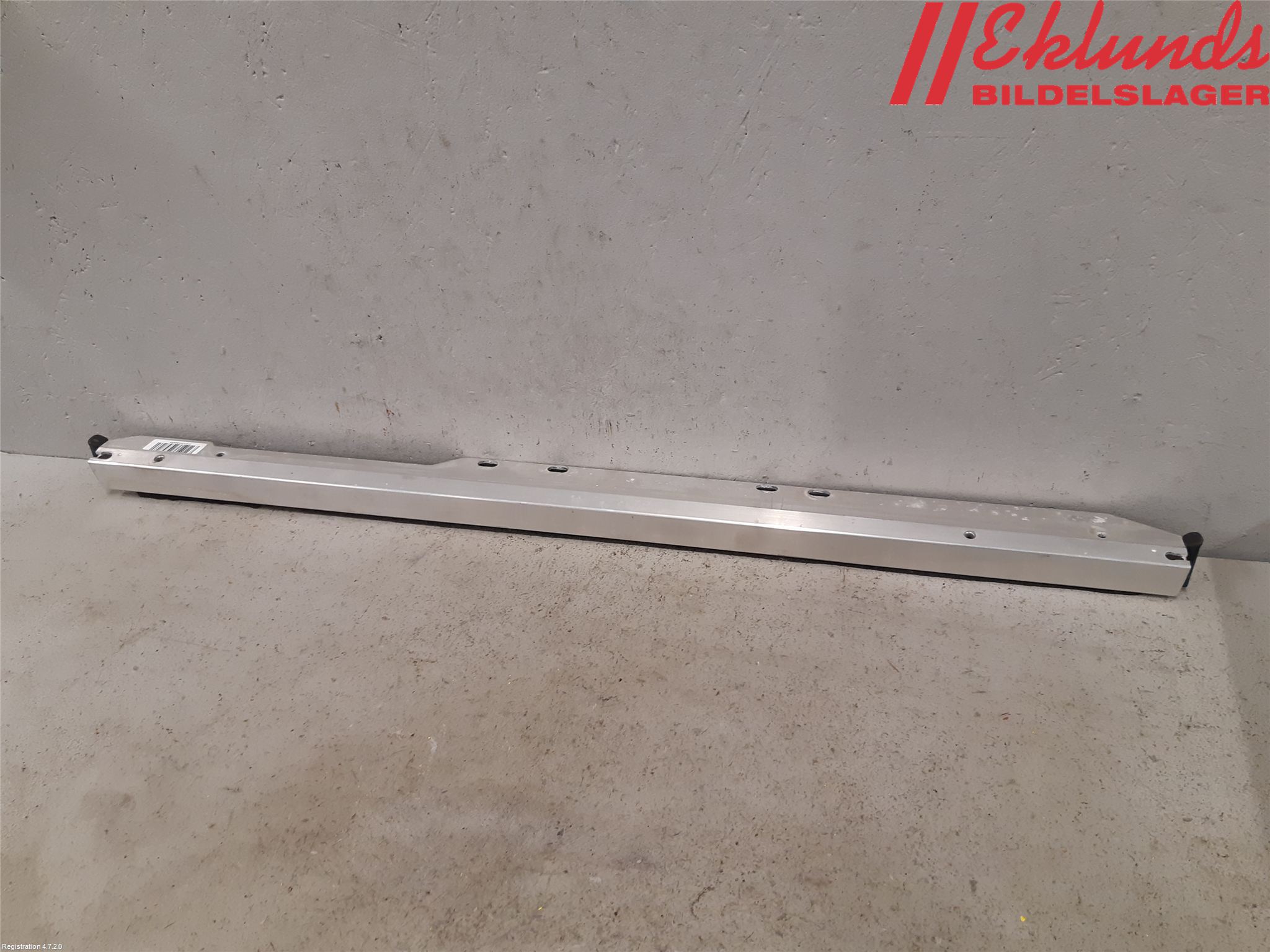 Volvo XC90/RECHARGE 16- Fjäderbensstag