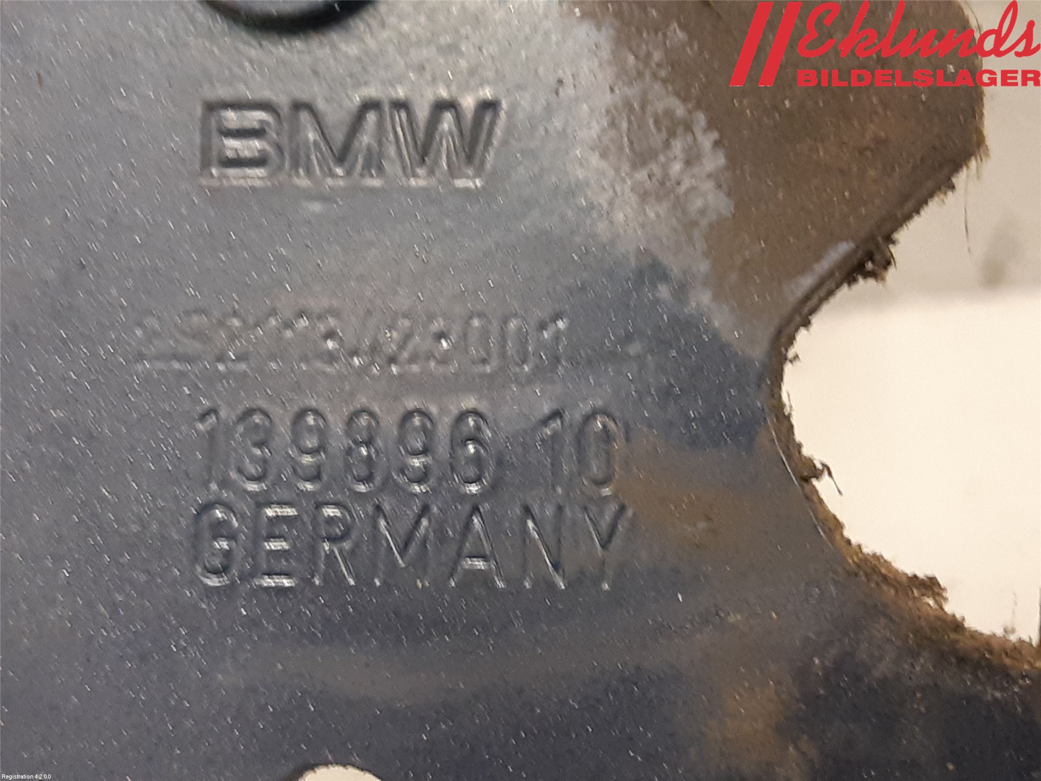 BMW 1 F20/F21 11-19 Huvgångjärn