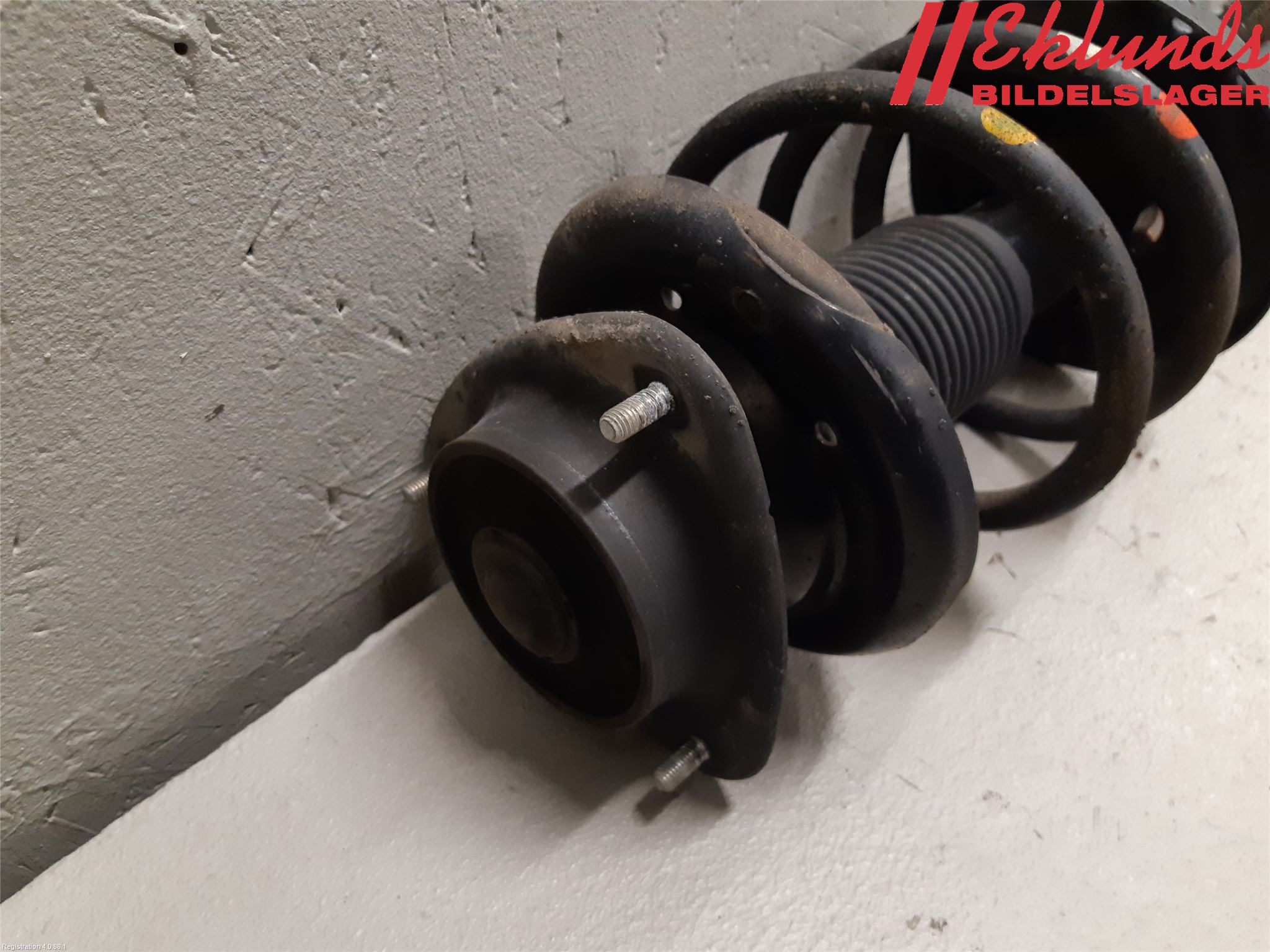 Subaru OUTBACK 15-20 Fjäderben Fram Vänster