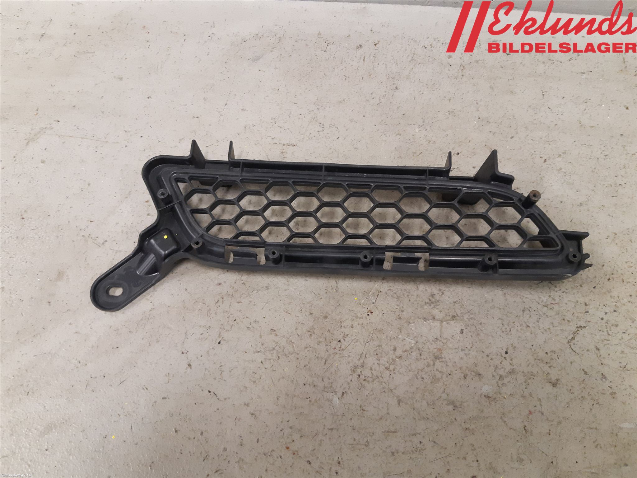Mitsubishi LANCER 07-14 Stöt Utfyllnad-List-Grill