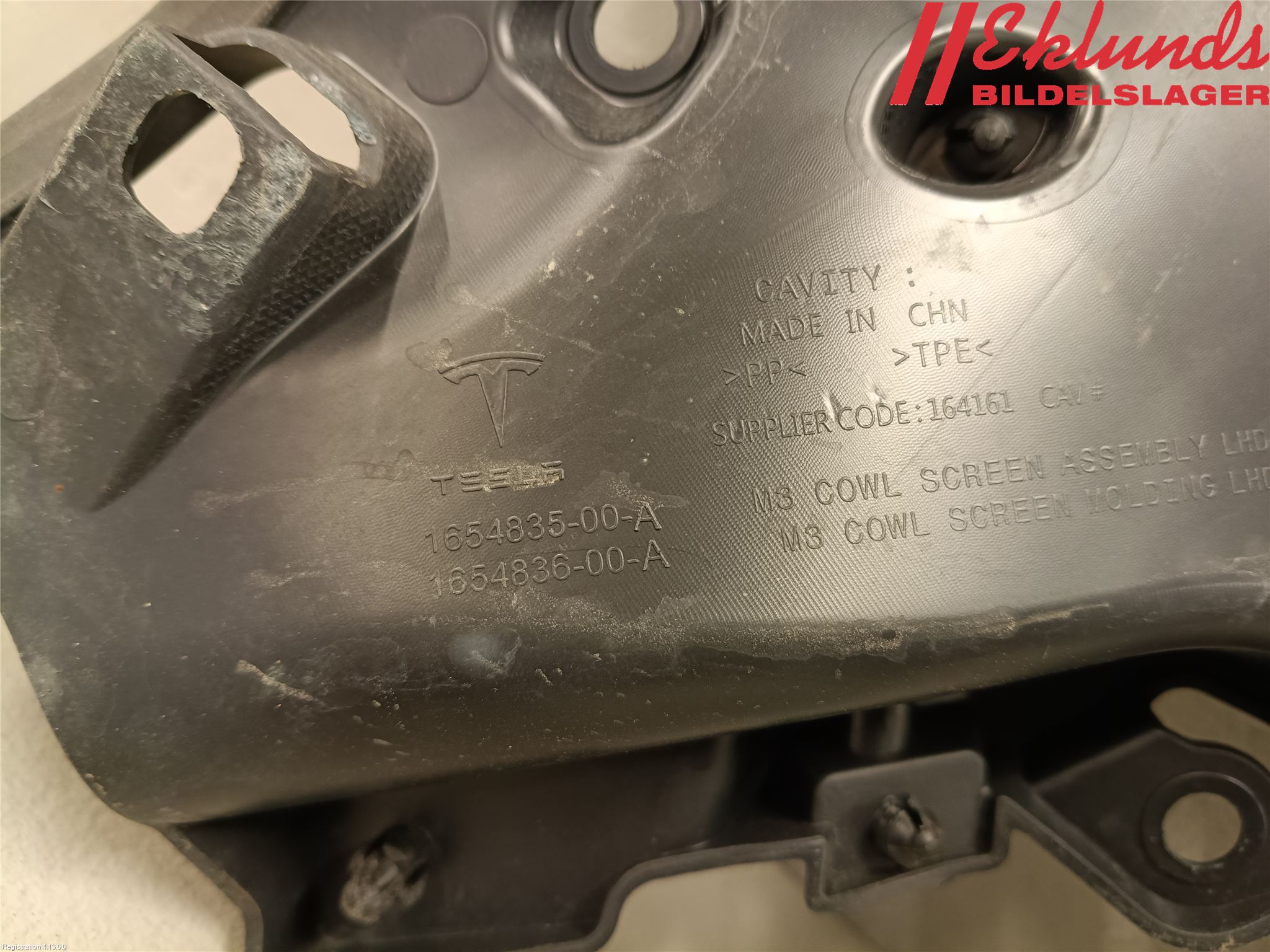 Tesla MODEL 3 17- Torpedplåt-Torpedplast