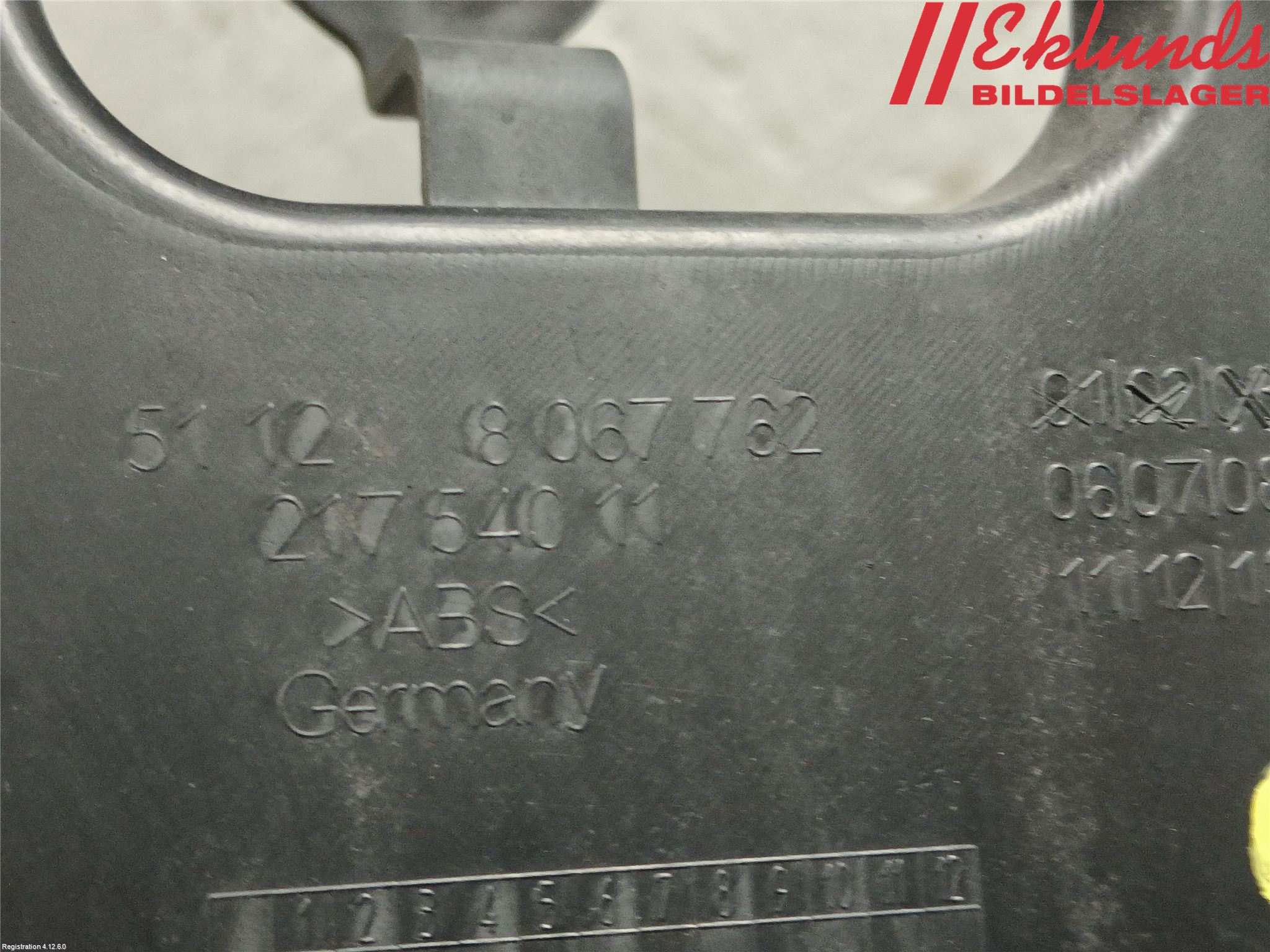 BMW 5 G30/G31/F90 17-23 Stötfångardel Bak Mitt
