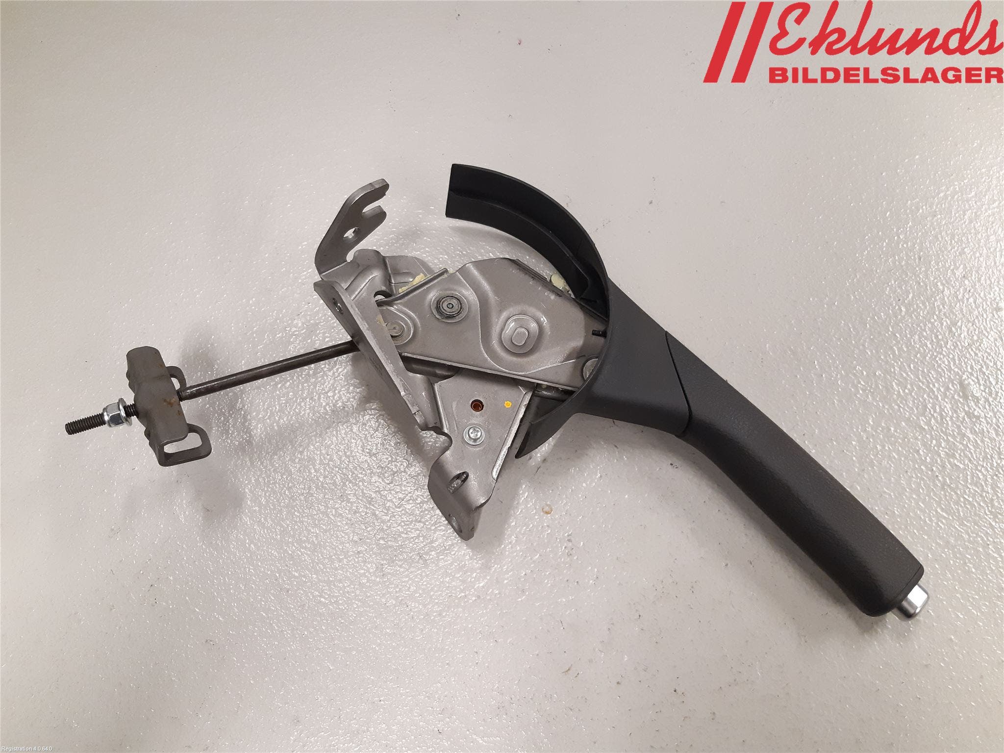 Toyota YARIS XP130 15-20 Handbromsspak