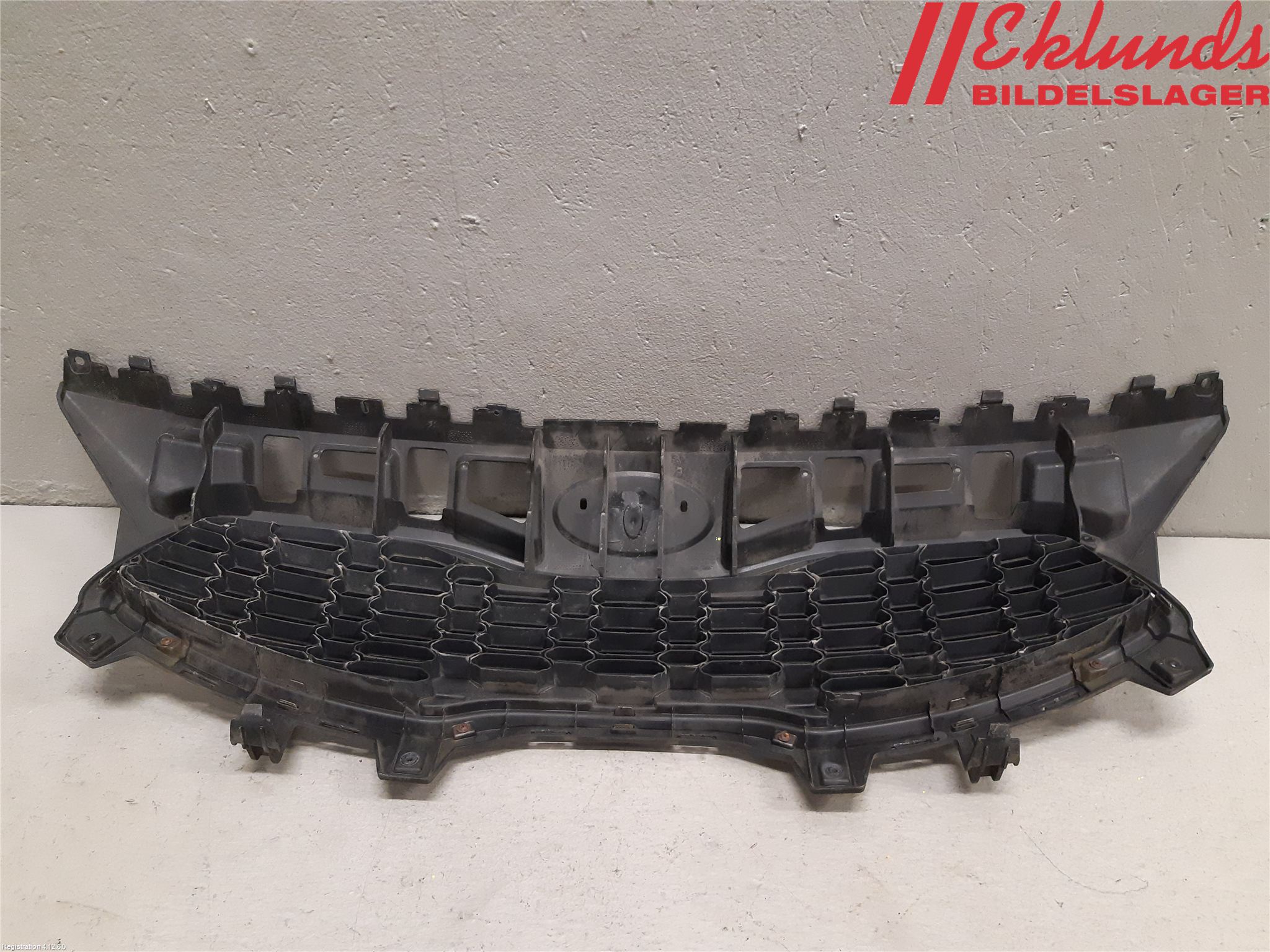 Kia CEED 12-18 Grill Komp