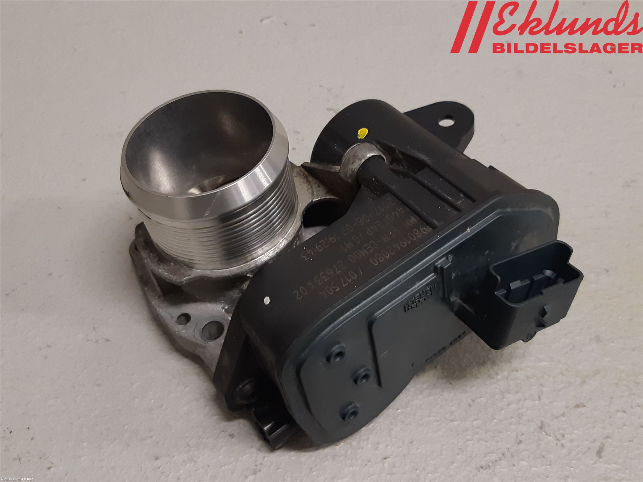 Opel CROSSLAND X 18- Injspjällhus