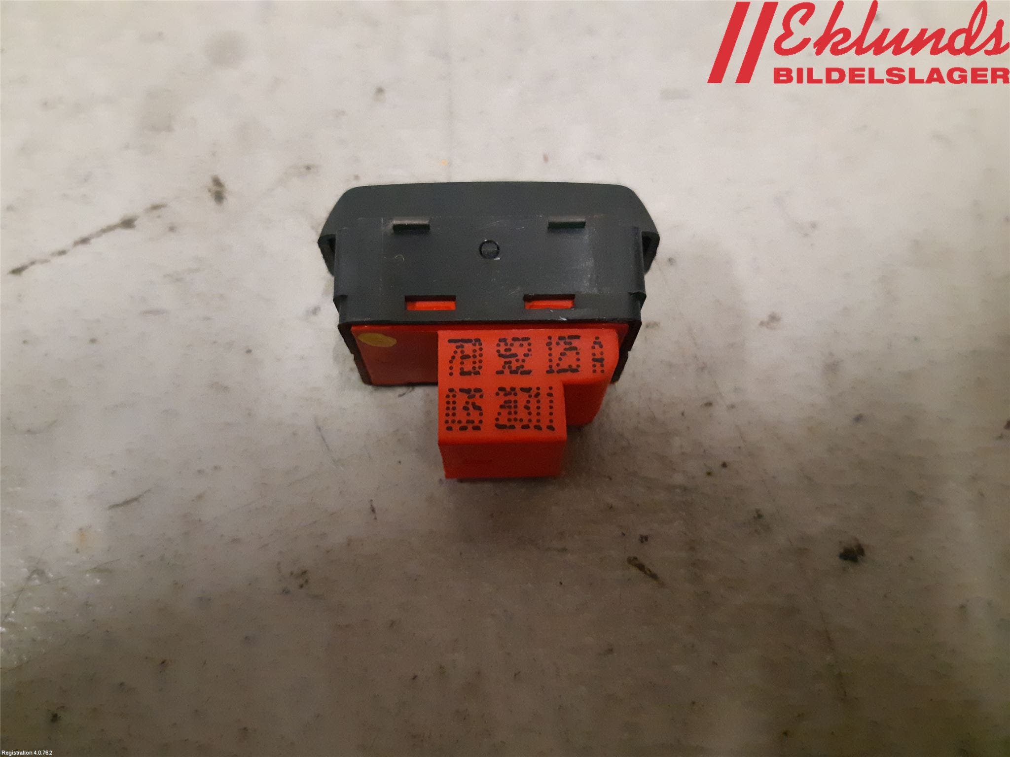 Volkswagen VW TRANSP/CARAVELLE (T5) 04-15 Strömställare Centrallås