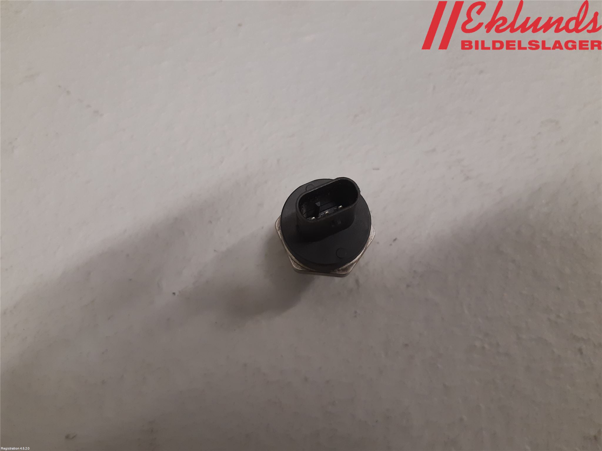 BMW 5 F10/F11/F18 09-17 Givare Oljetryck