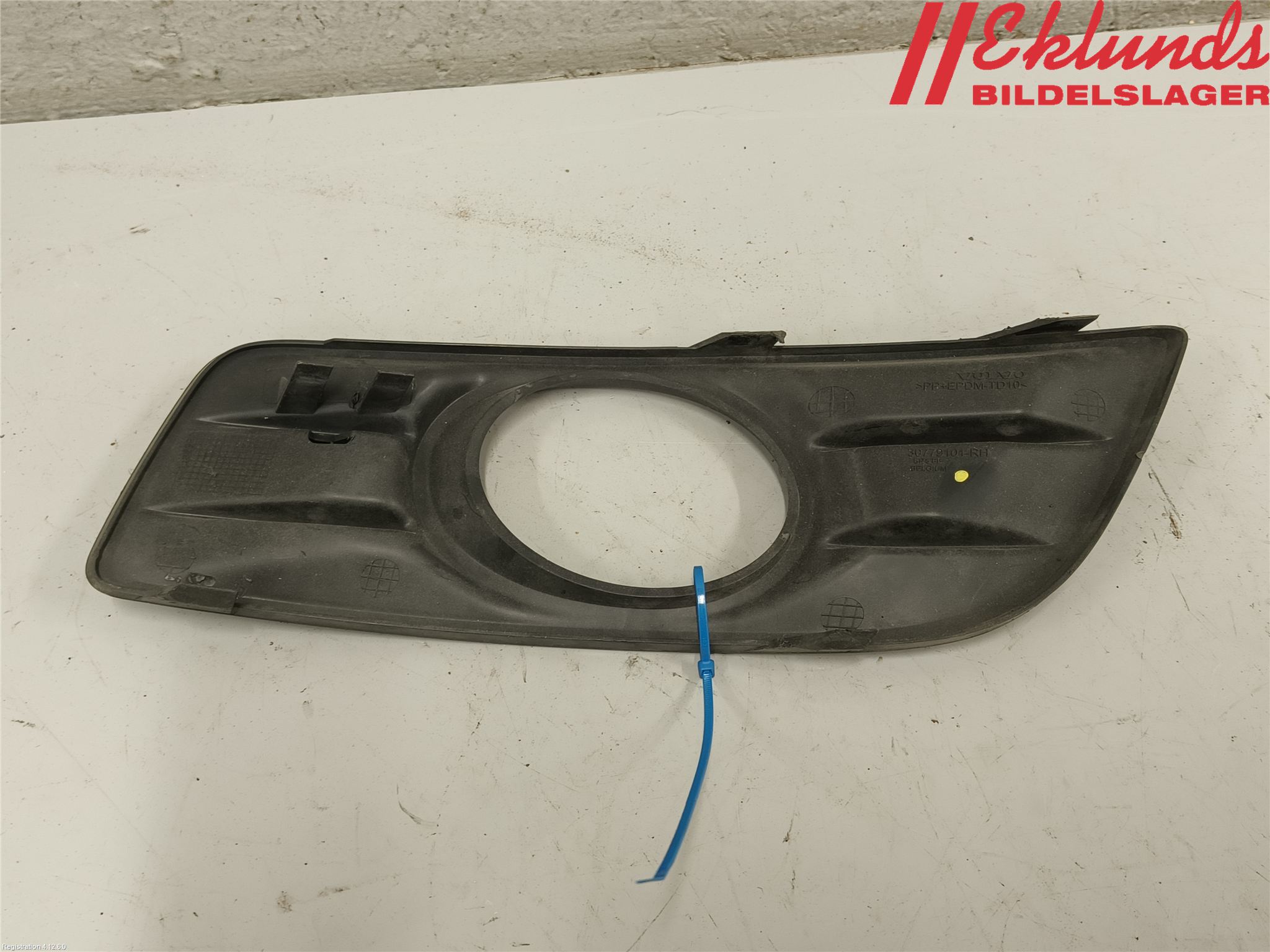 Volvo V50 08-12 Dimljussarg Fram