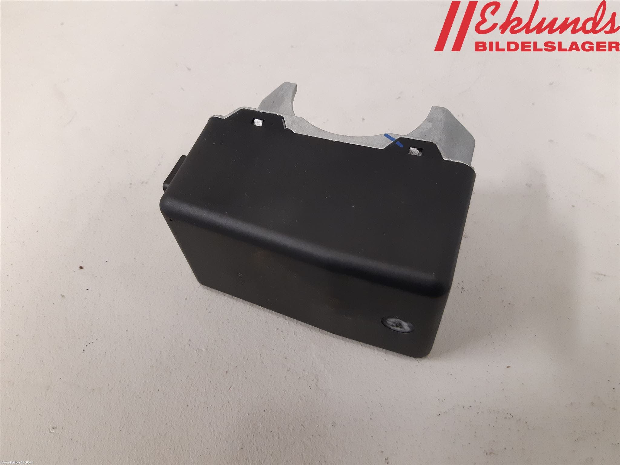 Nissan X-TRAIL 14-21 Rattlåskontaktdon