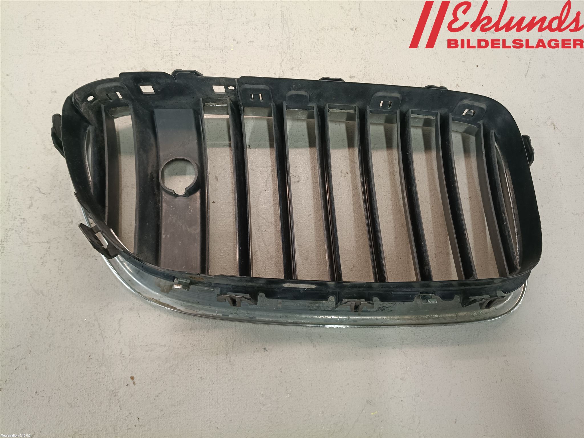 BMW 5 F10/F11/F18 09-17 Grilldel Vänster