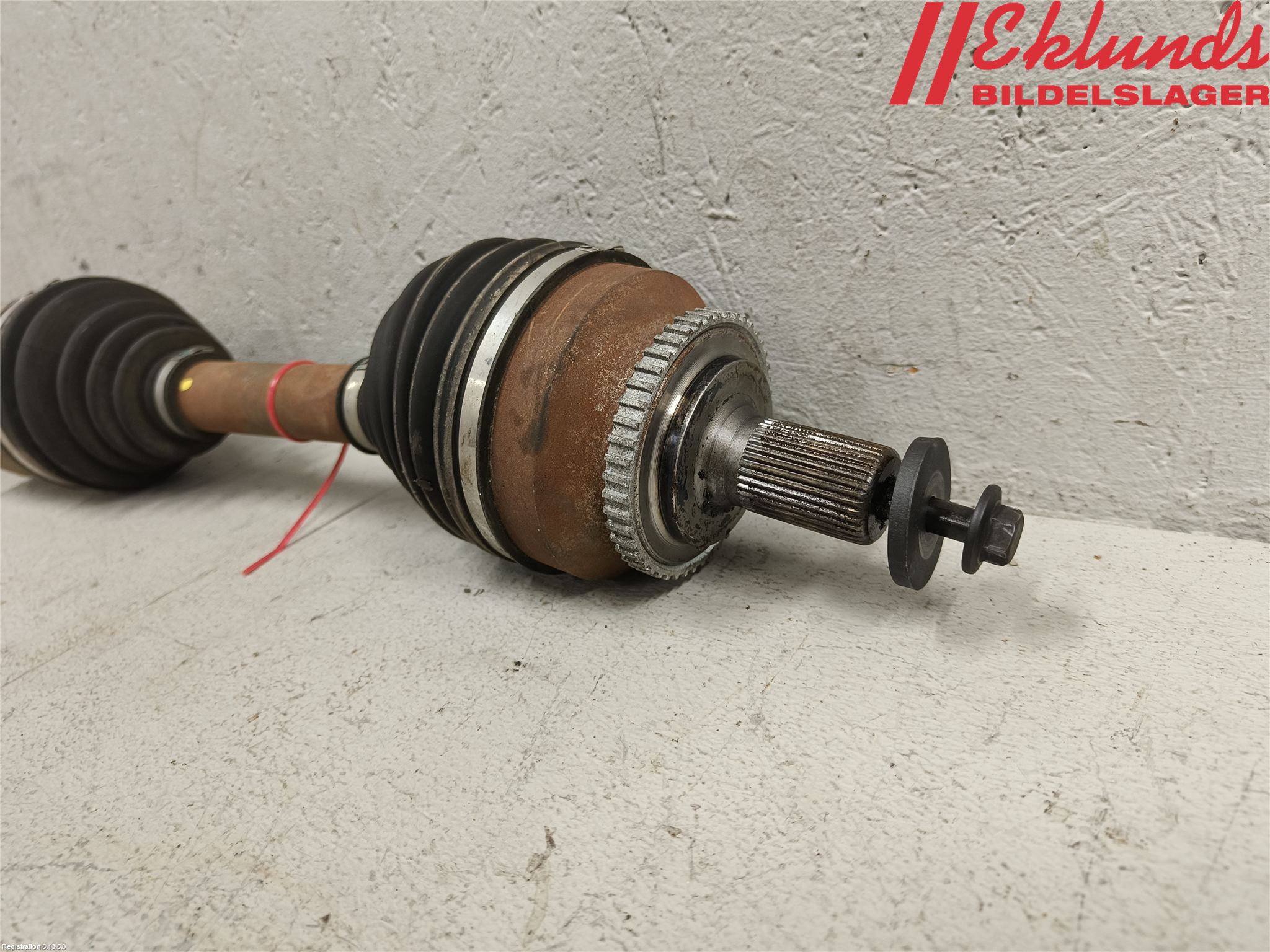 Volvo V70 05-08 Drivaxel Fram Vänster