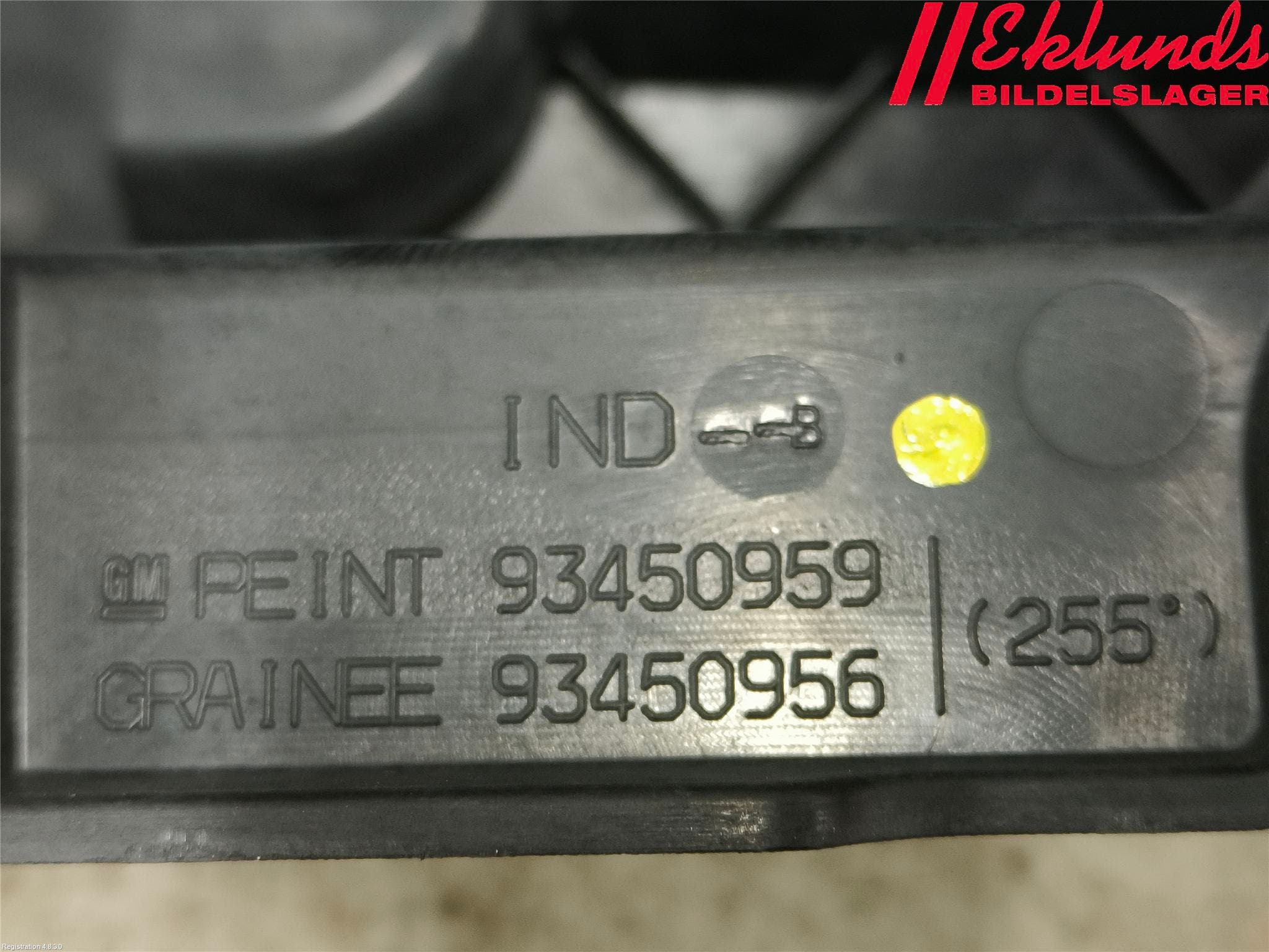 Opel VIVARO 15-19 Bakljussarg