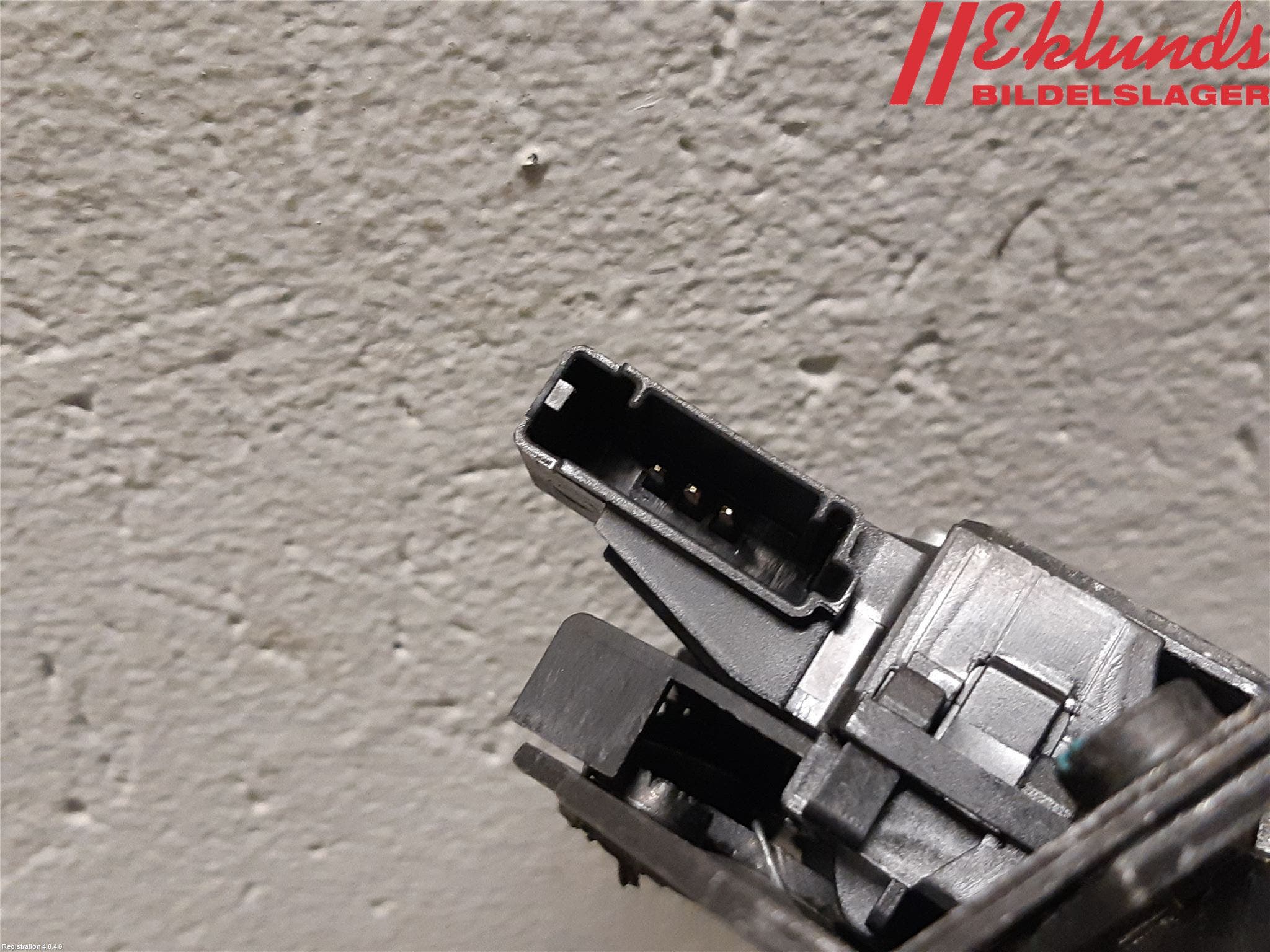 Opel INSIGNIA 17- Låskista Baklucka