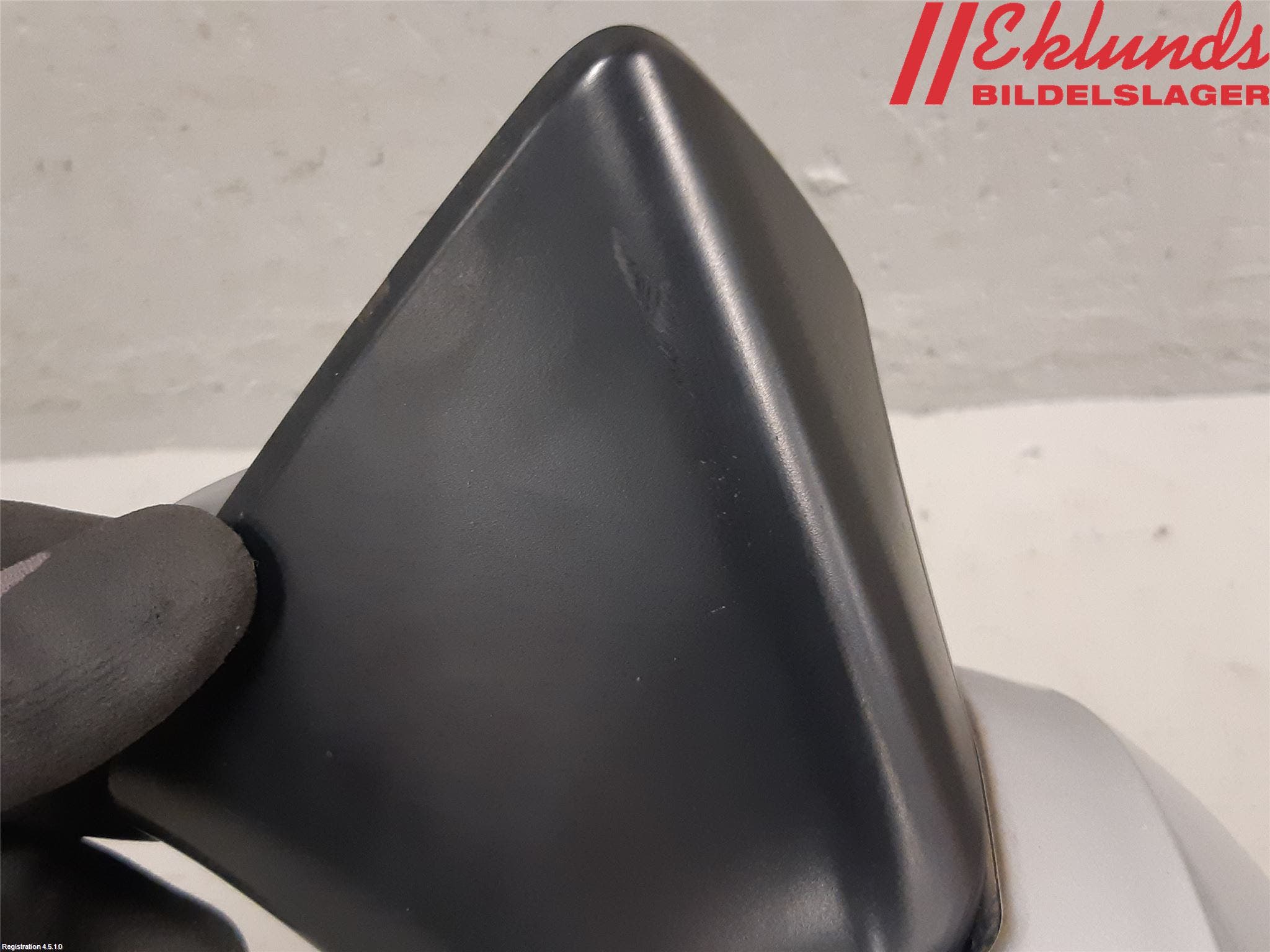 Toyota VERSO-S 11-16 Spegel Yttre El Vä