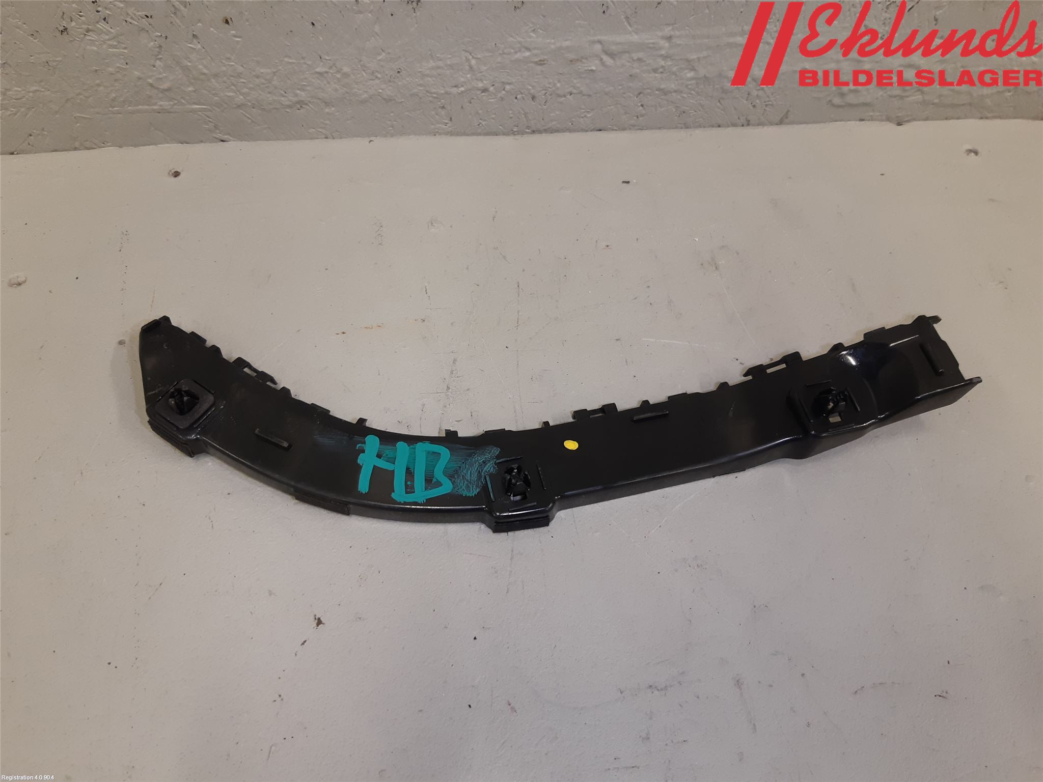 Suzuki VITARA 15- Stötfångarfäste Bak Hö