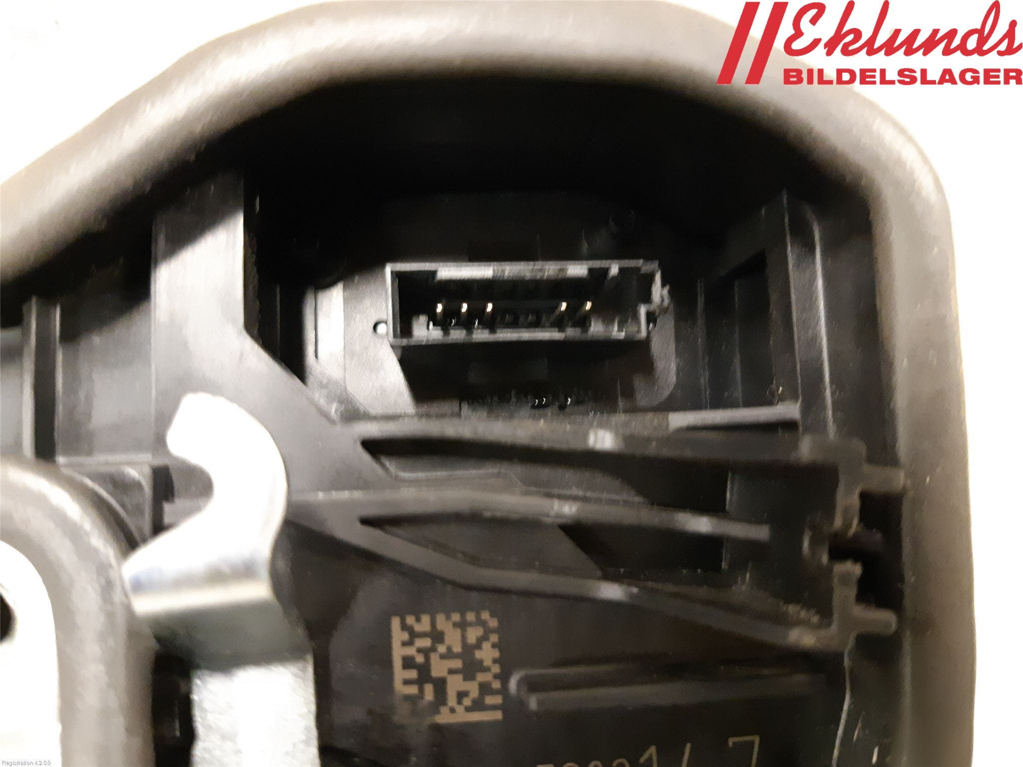 BMW 1 F20/F21 11-19 Låskista-Dörrlås