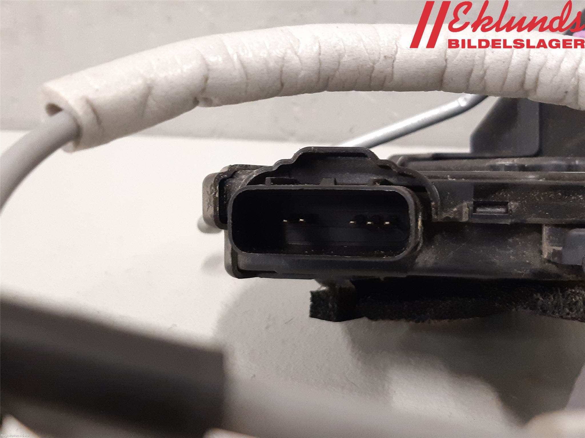 Kia OPTIMA 16-20 Låskista-Dörrlås