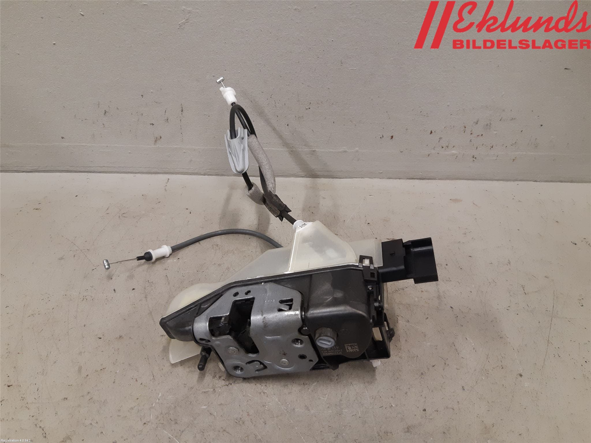 Toyota PROACE II 16- Låskista-Dörrlås