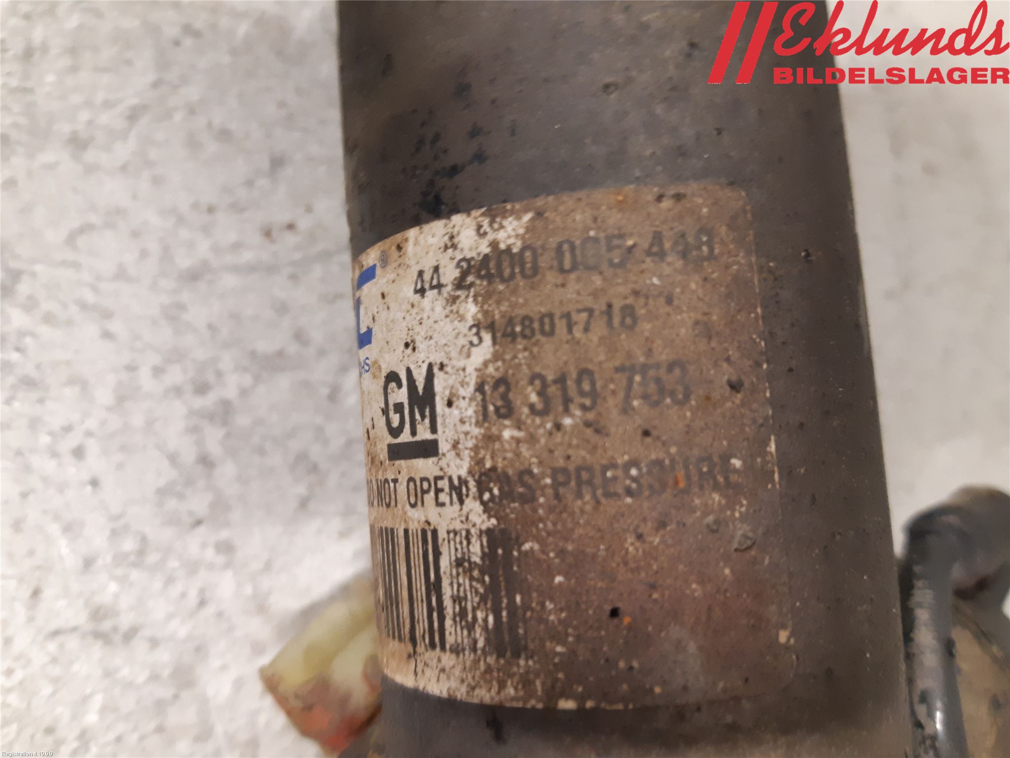 Opel INSIGNIA 09-16 Stötdämpare Bak