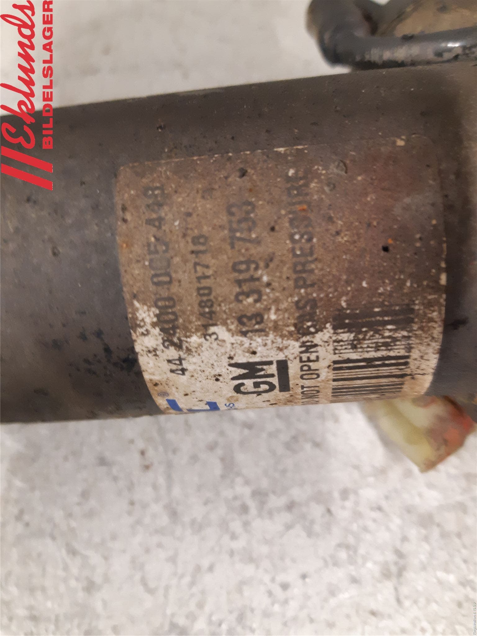 Opel INSIGNIA 09-16 Stötdämpare Bak