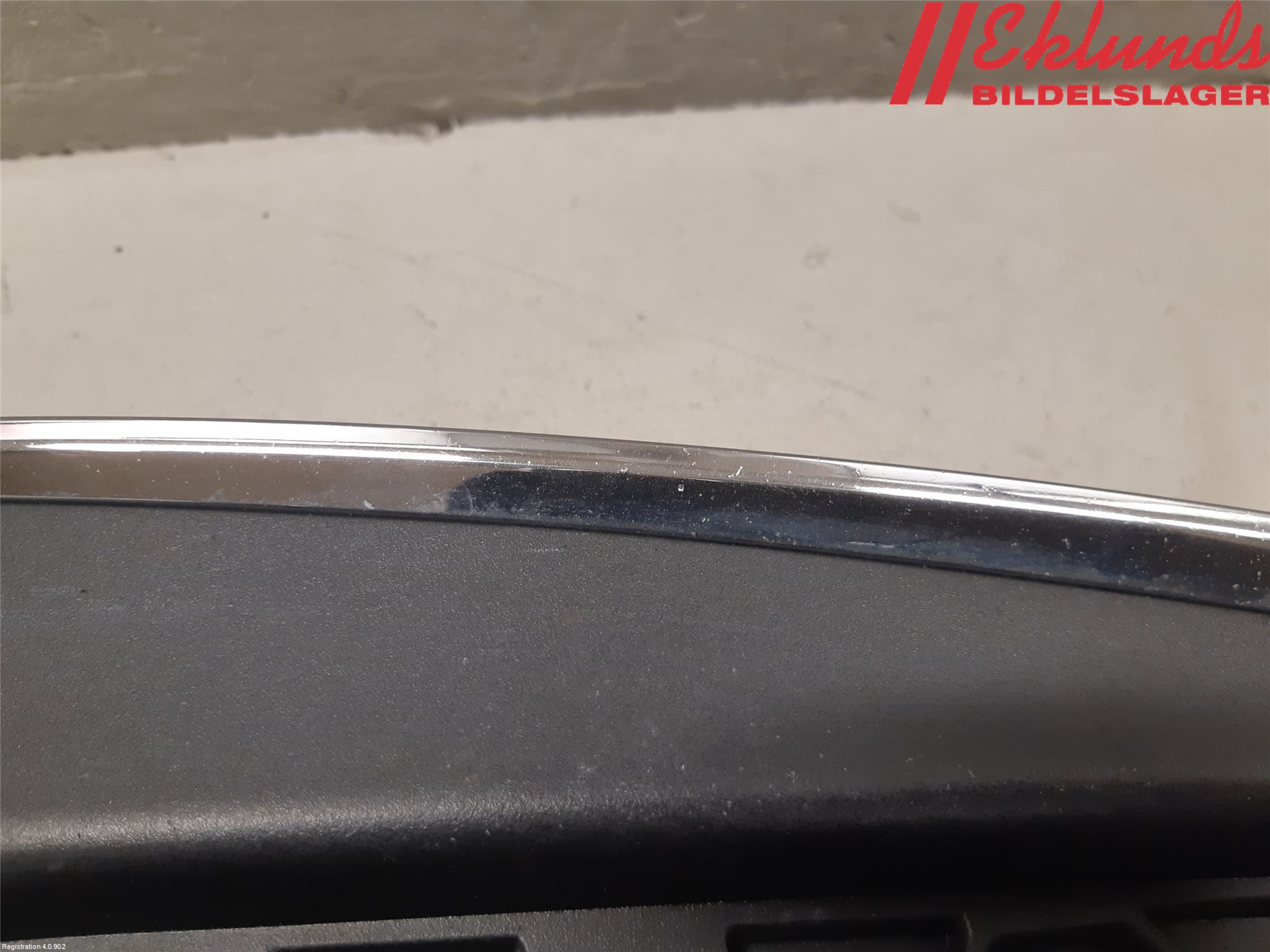 Volvo V60 11-13 Stöt Utfyllnad-List-Grill