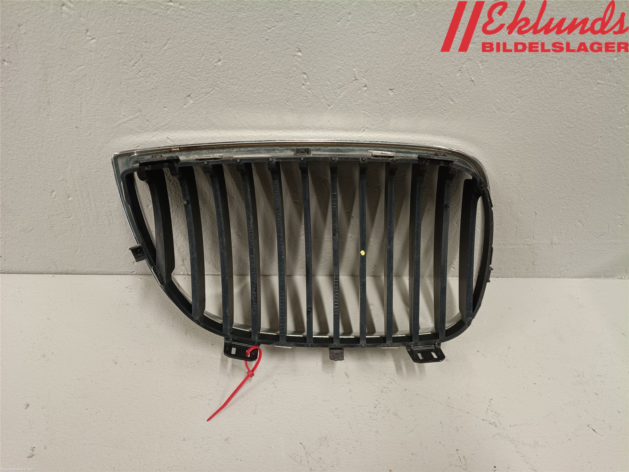 BMW 1 E87/81 5D/3D 03-11 Grilldel Vänster