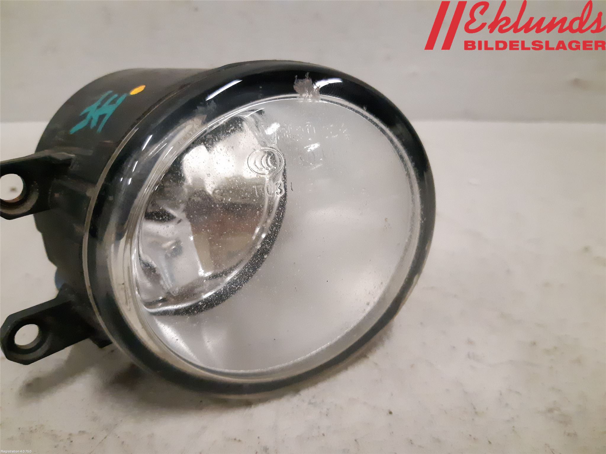 Toyota AVENSIS 09-15 Dimljus-Varselljus Fram
