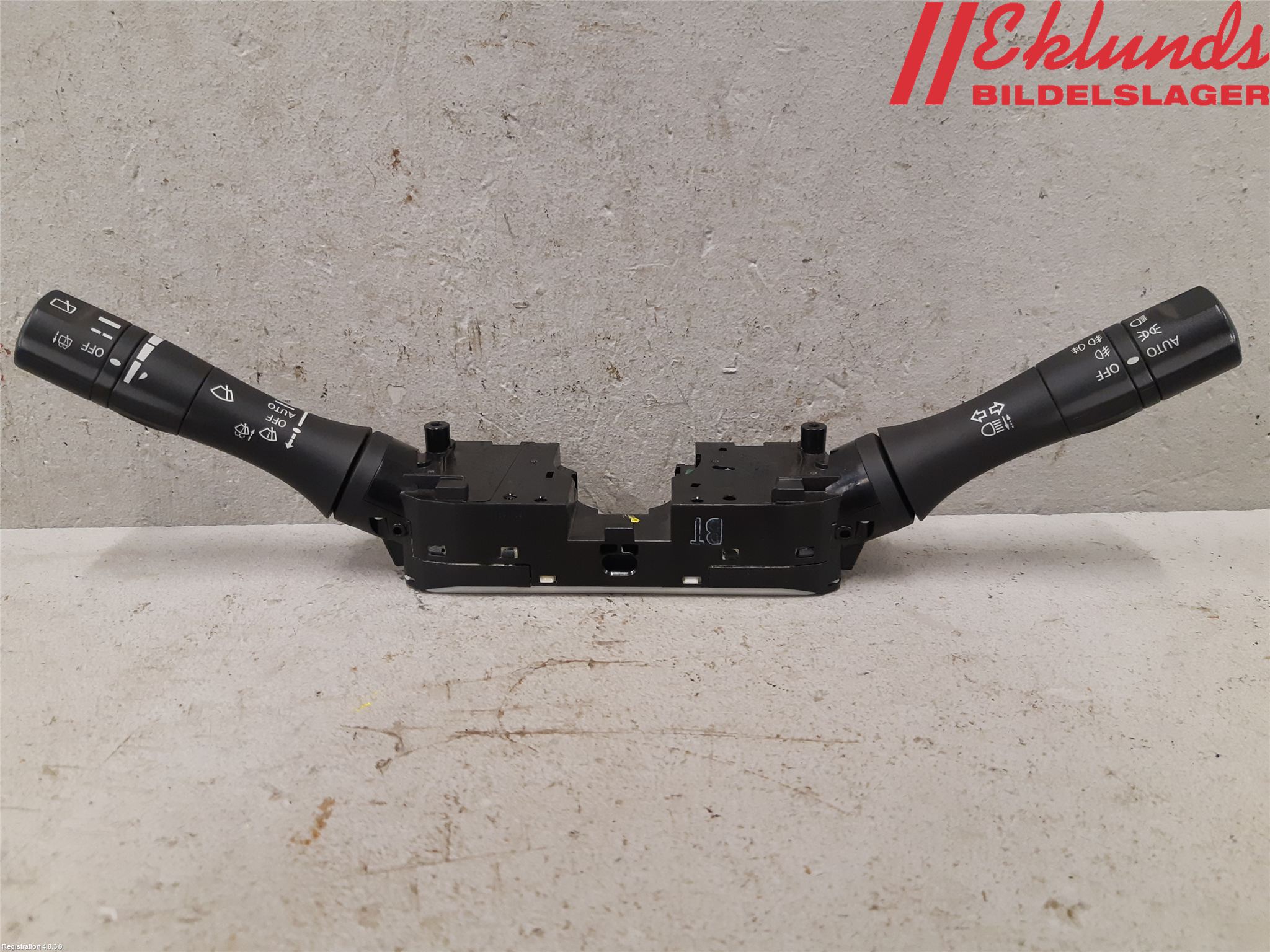 Nissan LEAF 18- Spakcentral