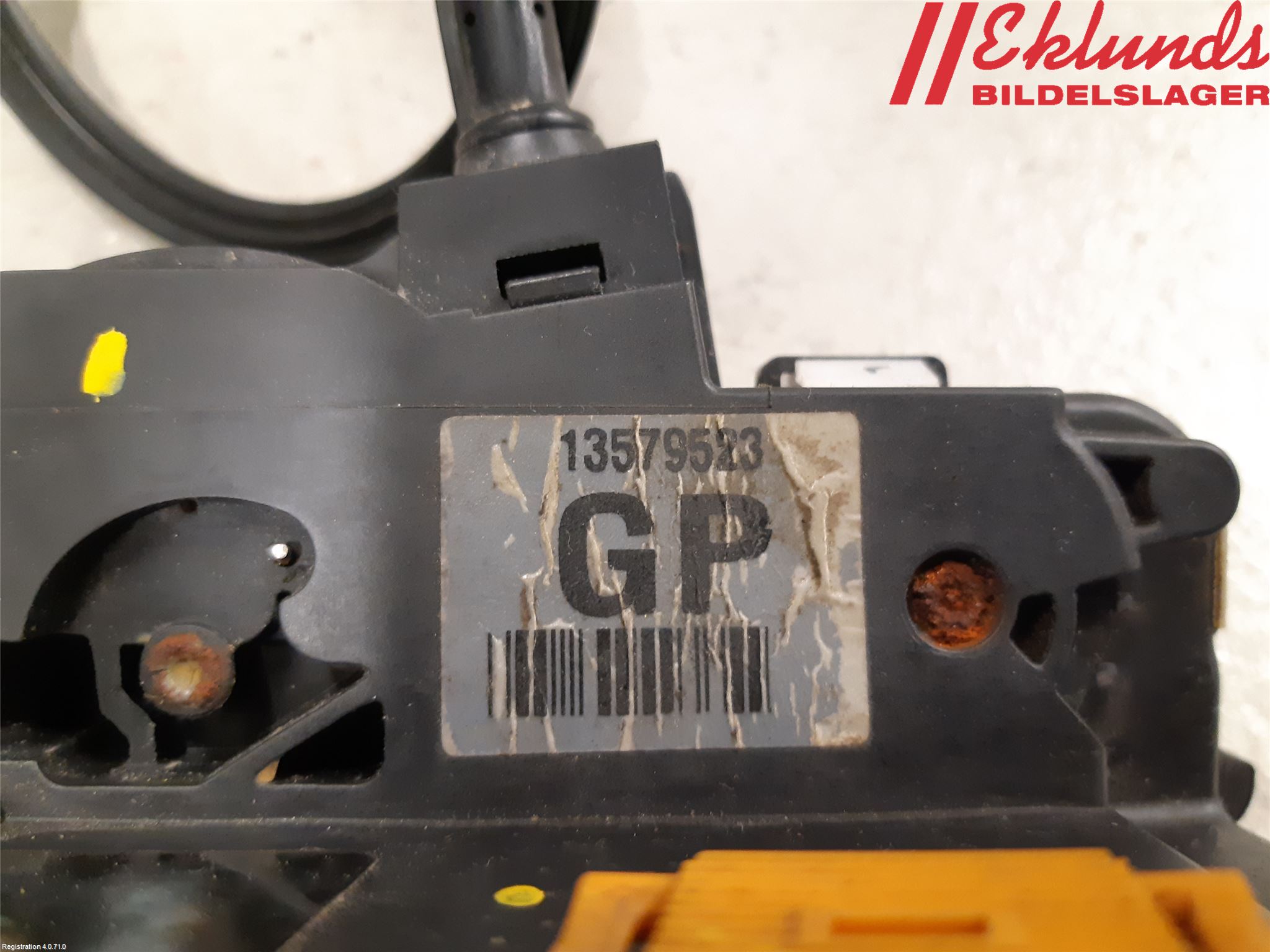 Opel INSIGNIA 09-16 Låskista-Dörrlås