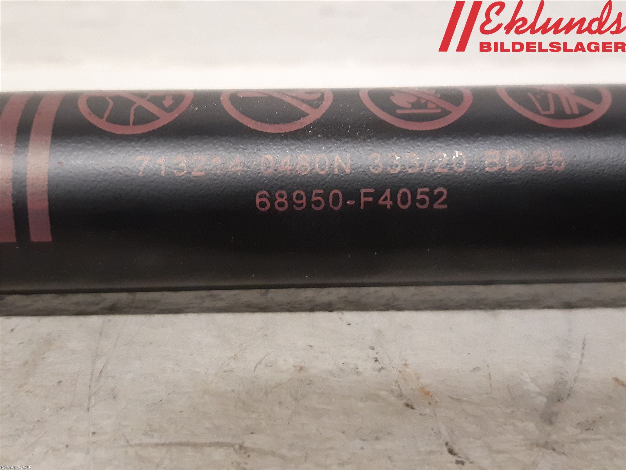 Toyota C-HR 16-23 Gasfjäder Baklucka