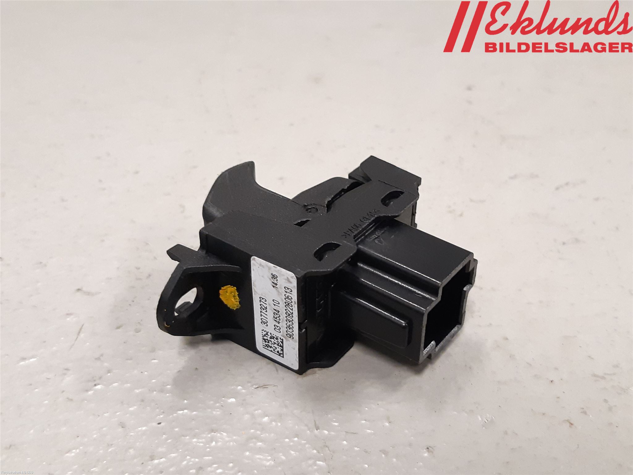 Volvo V70 08-13 Strömställare Elhiss