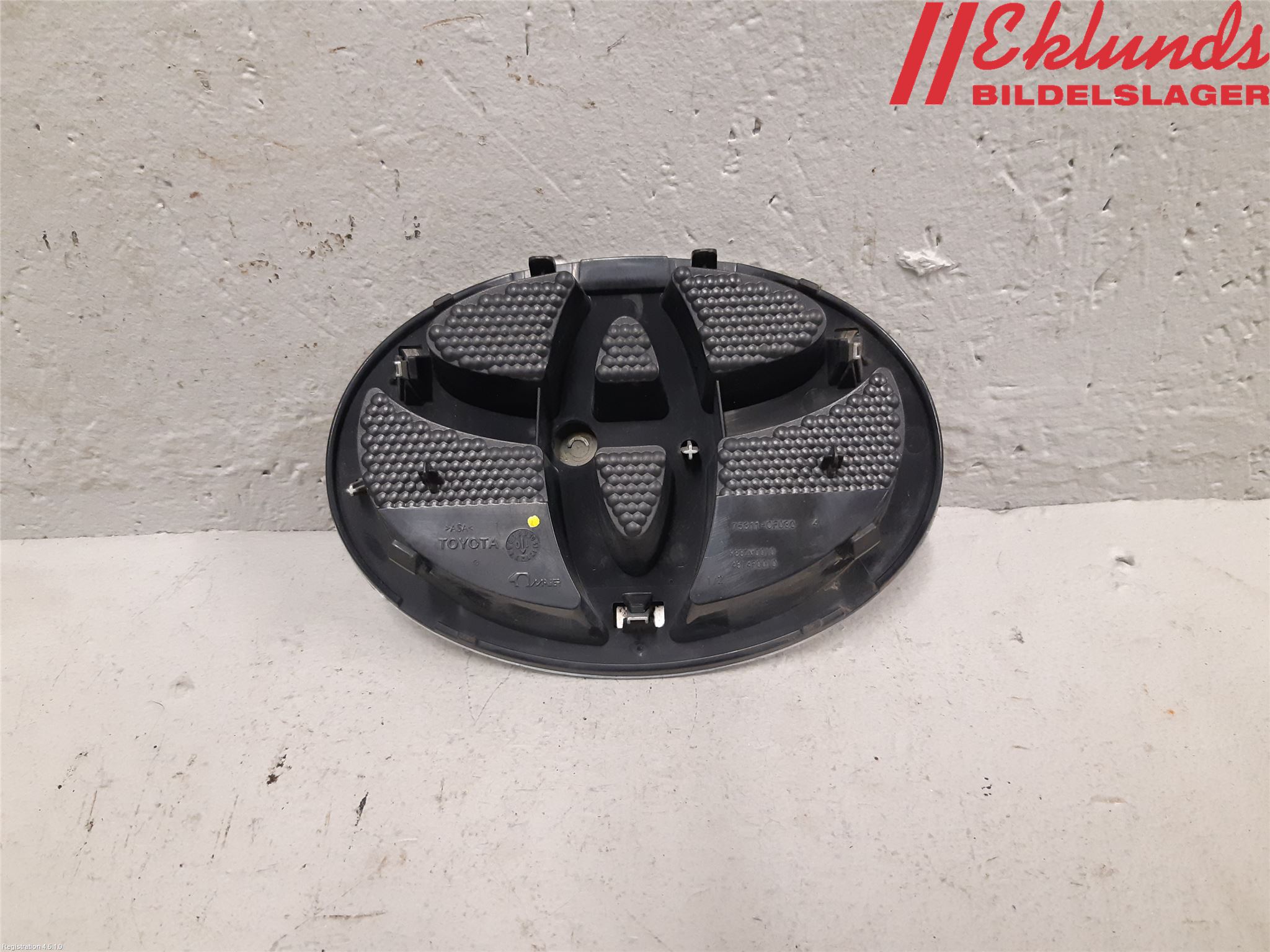 Toyota VERSO 09-18 Emblem