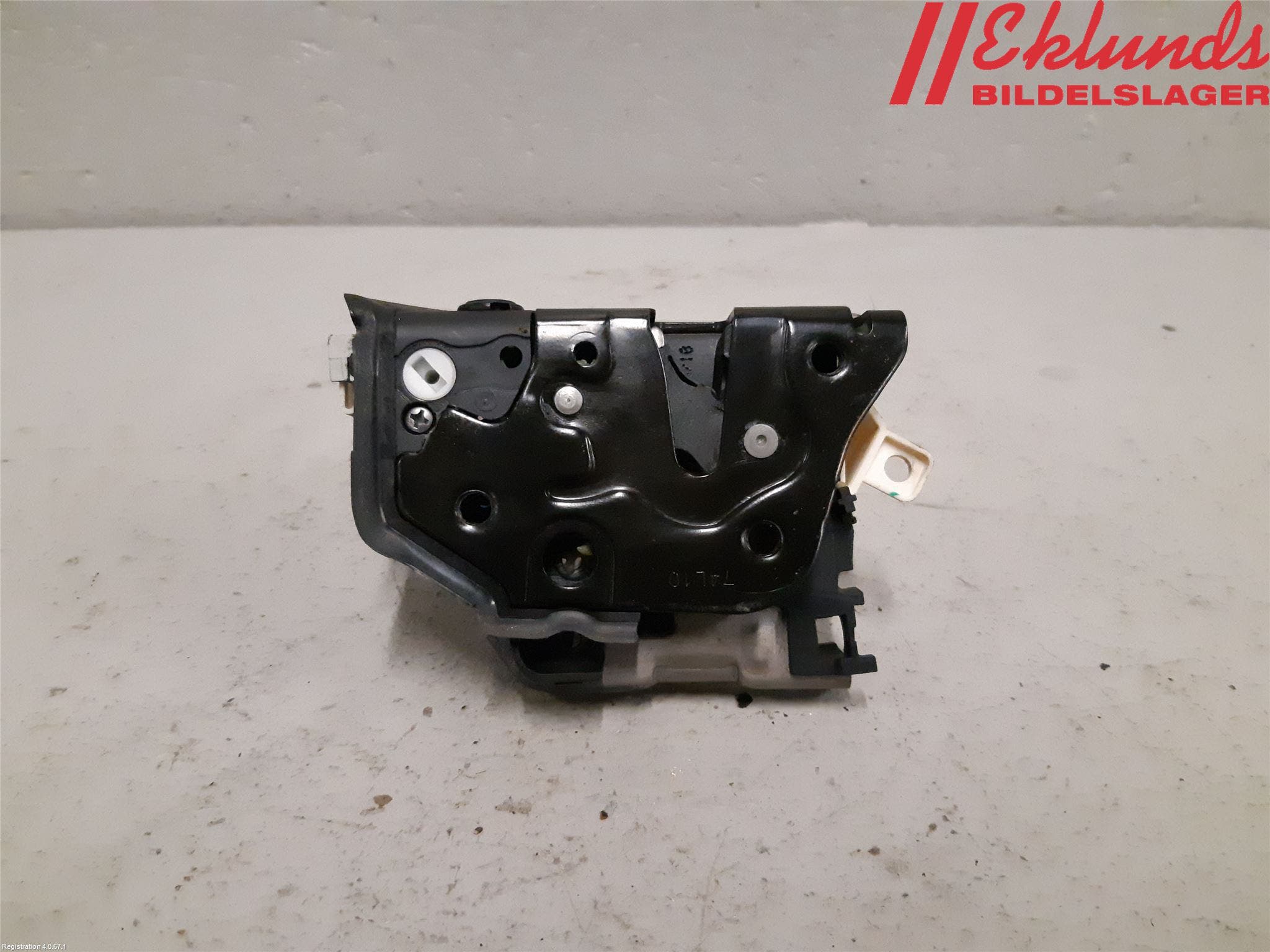 Audi Q5 09-16 Låskista-Dörrlås