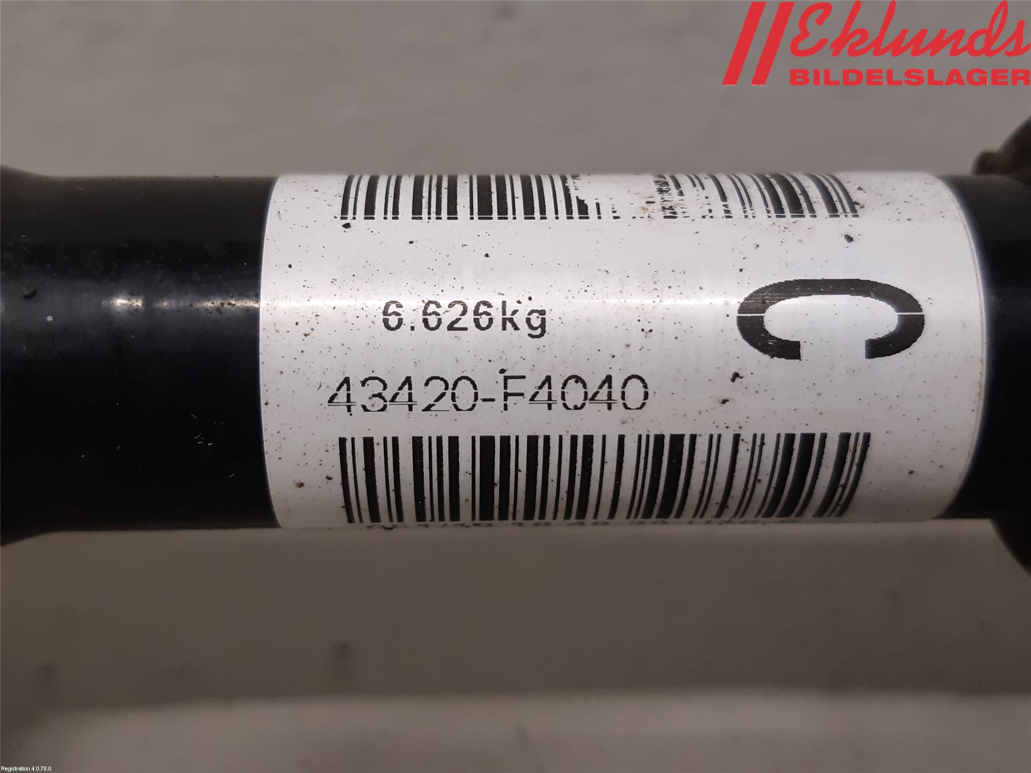 Toyota C-HR 16-23 Drivaxel Fram Vänster
