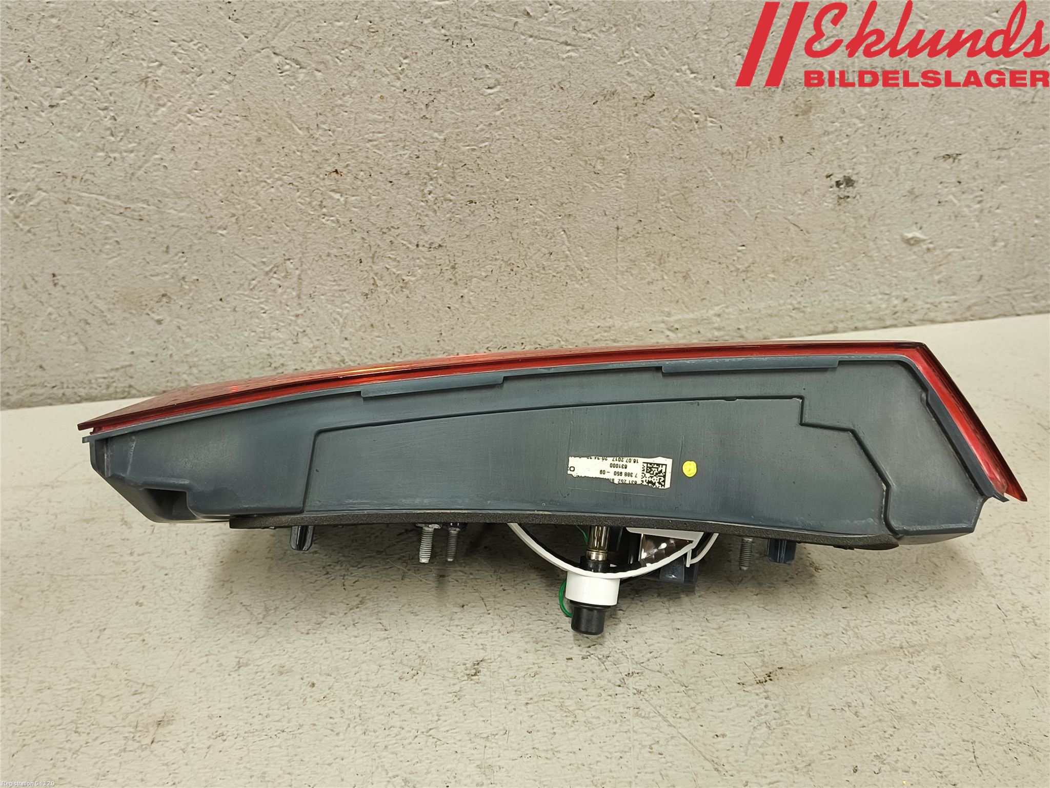 BMW 5 G30/G31/F90 17-23 Bakljus Lucka Hö
