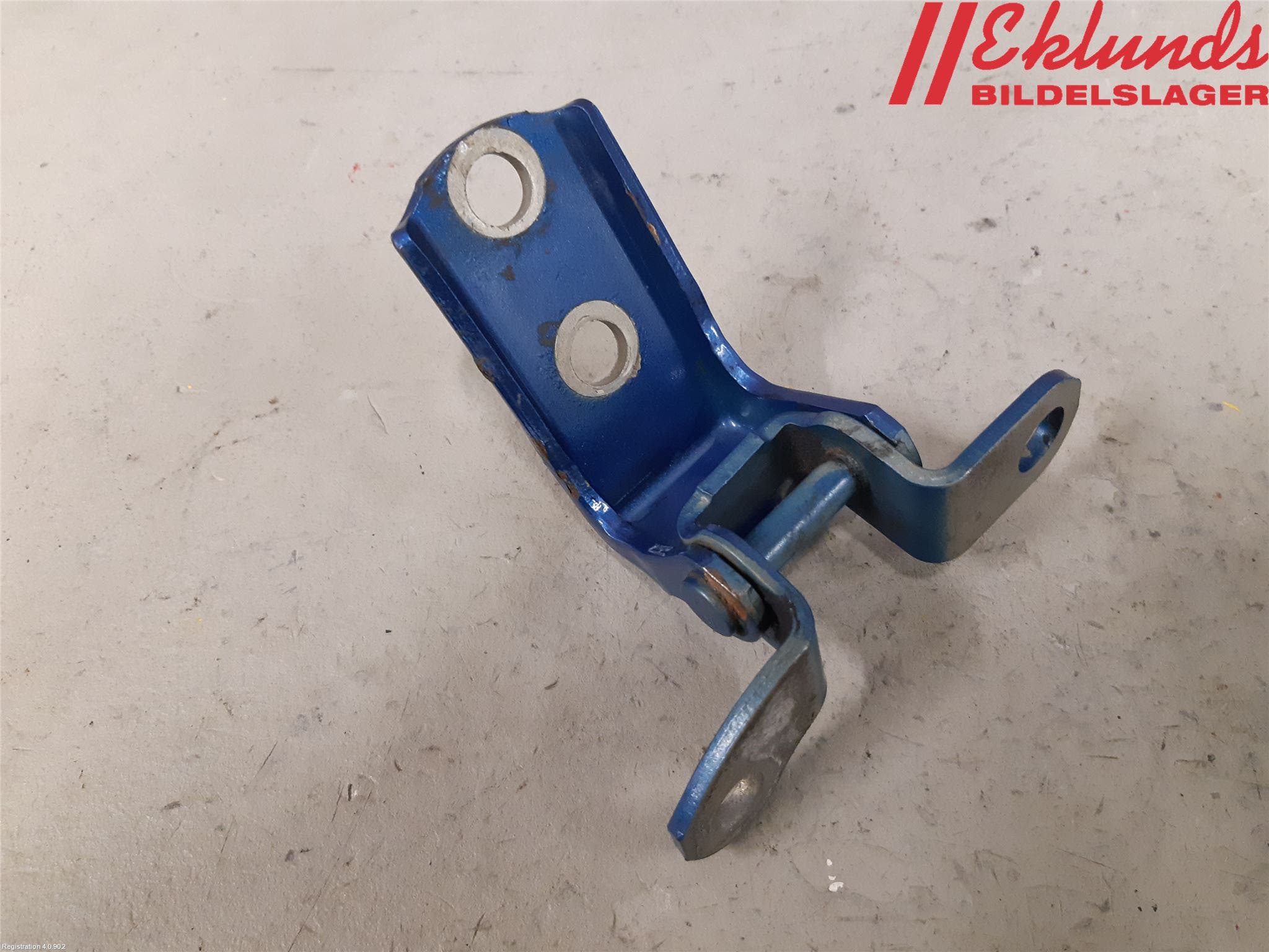 Toyota YARIS XP130 12-14 Dörrgångjärn