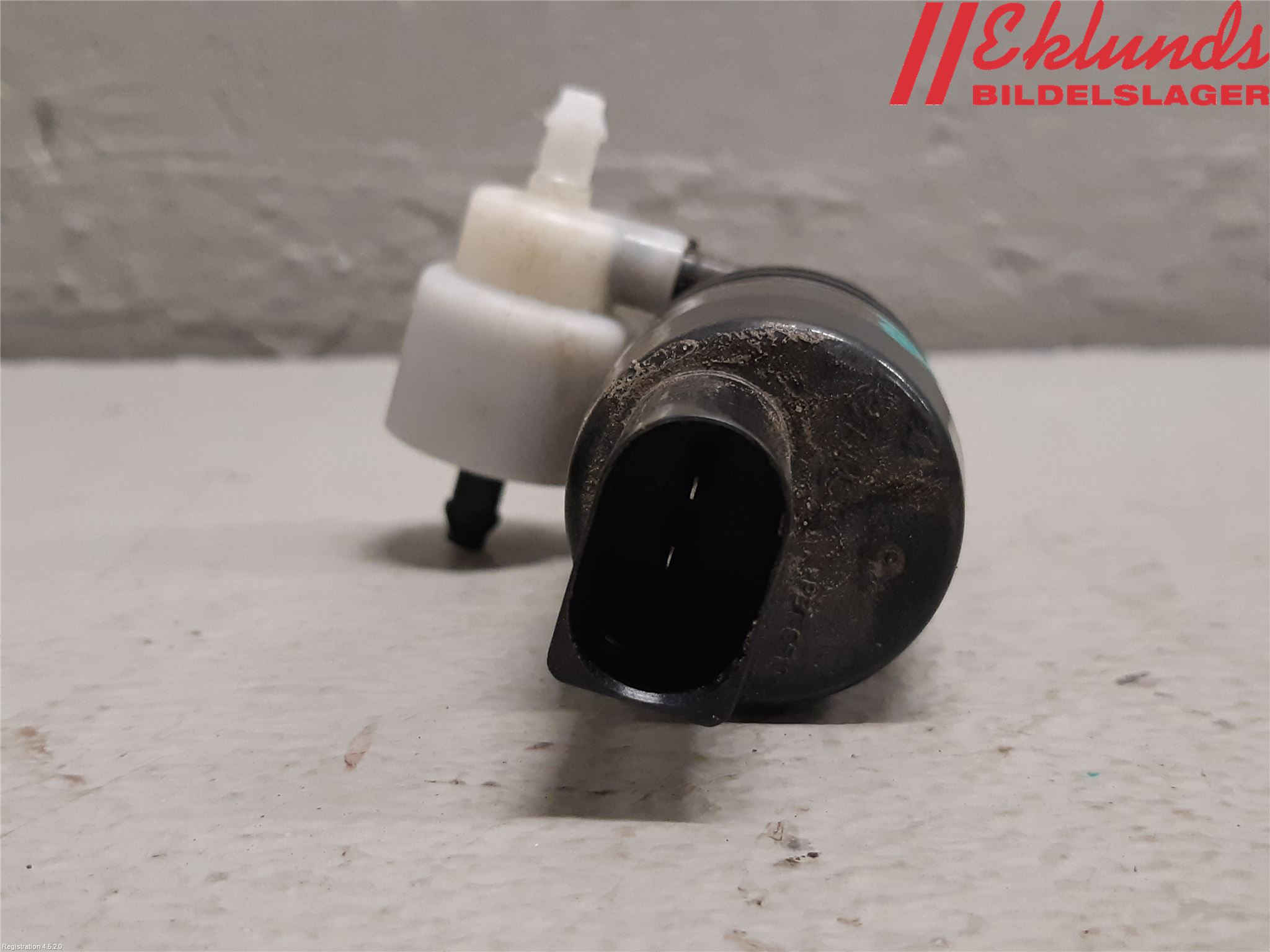 BMW X1 F48 15-22 Spolarpump Vindruta
