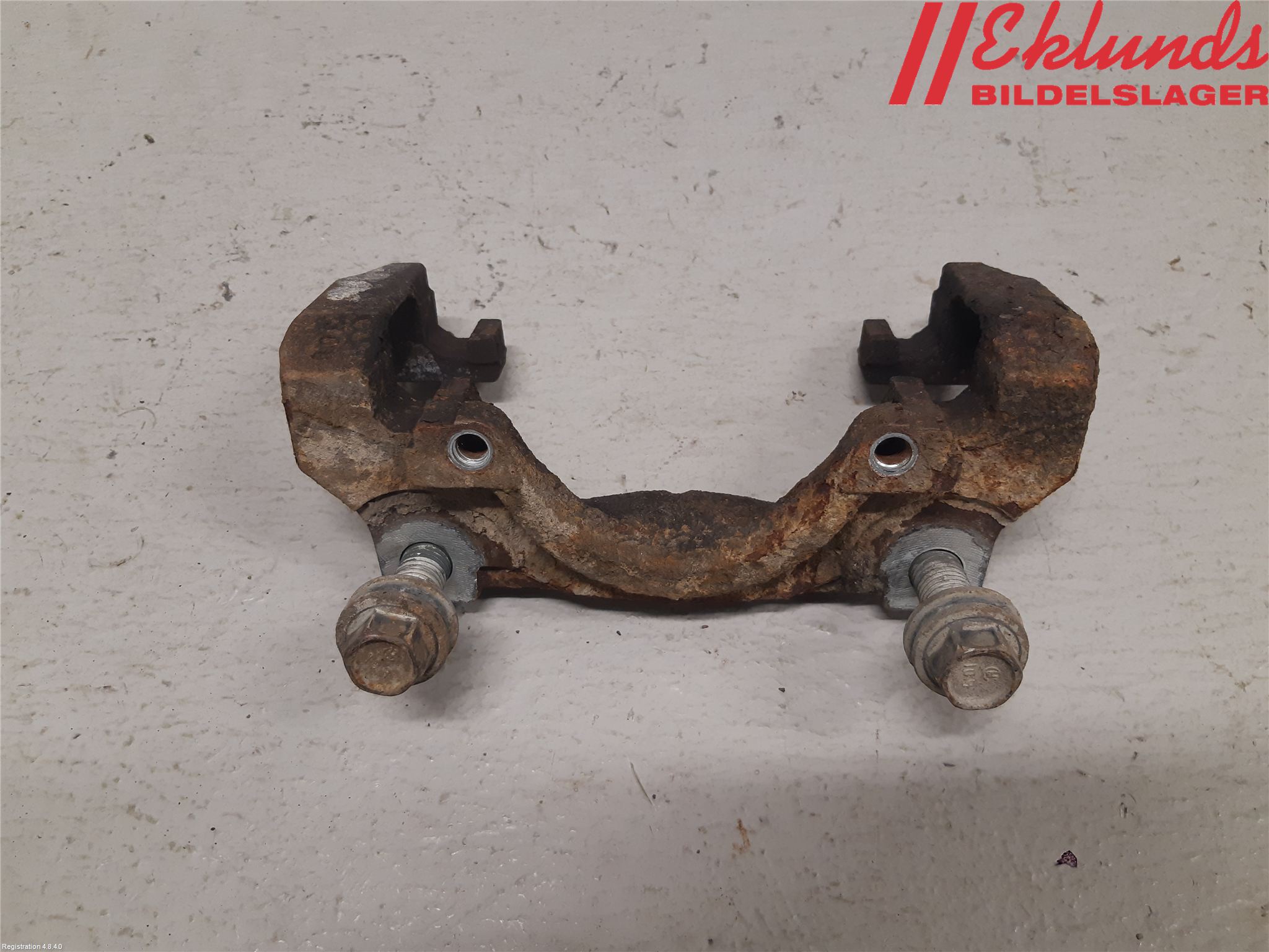 Ford MONDEO 15-22 Bromsokshållare