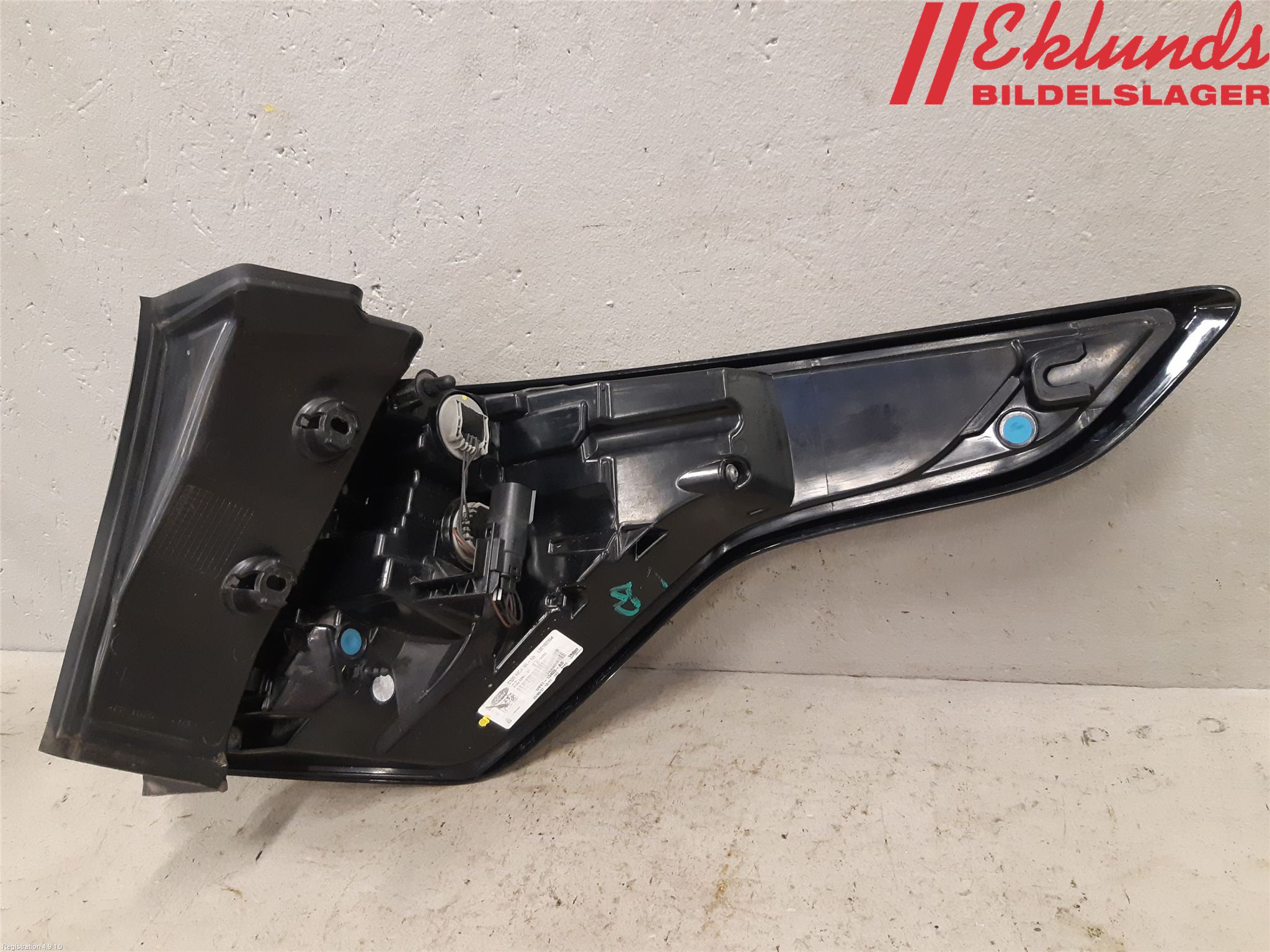 Ford KUGA 17-19 Bakljus Vänster