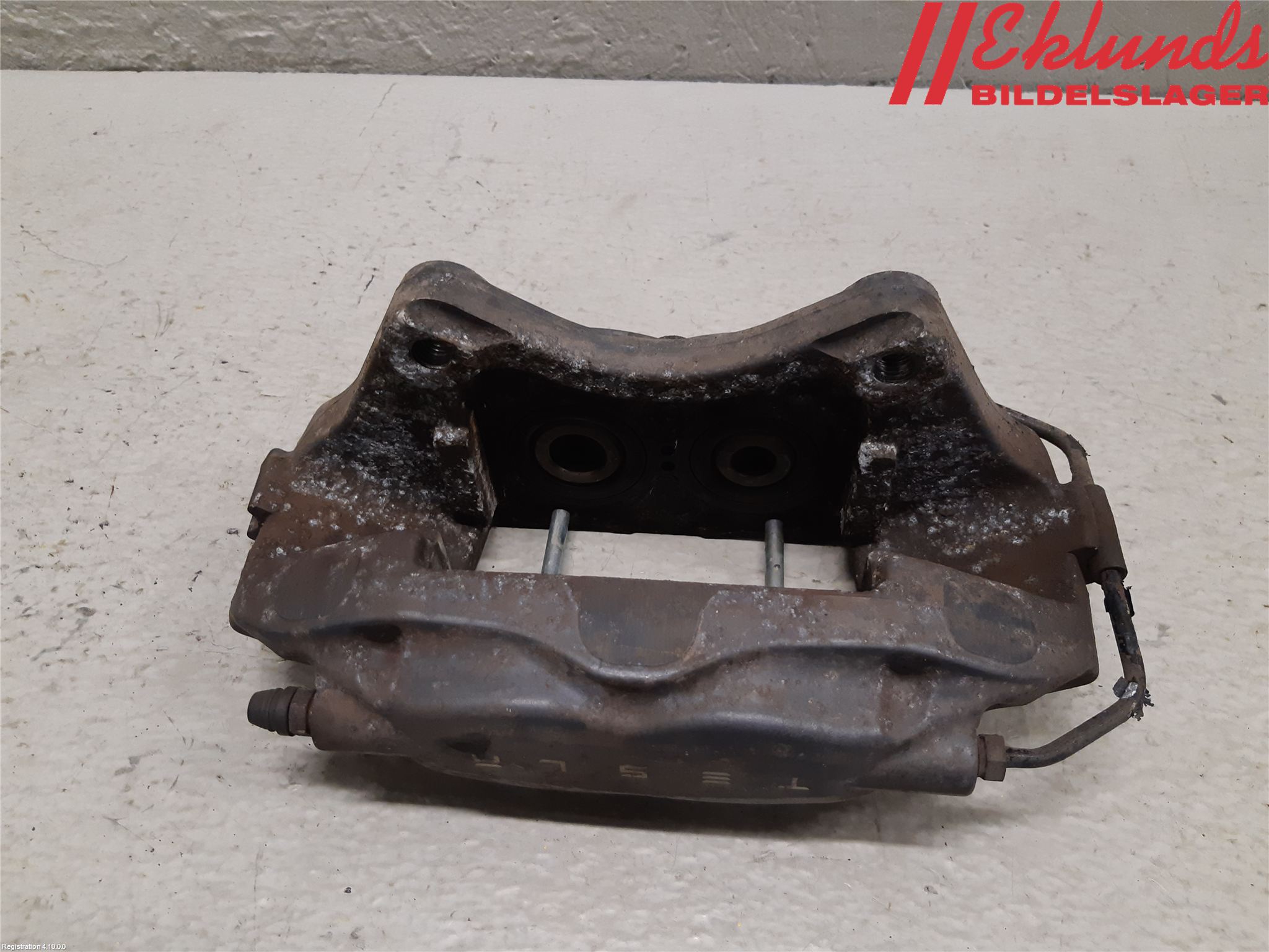 Tesla MODEL S 13- Bromsok Fram Höger