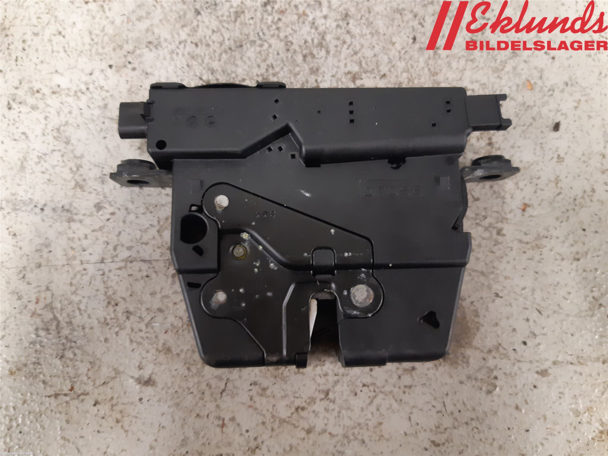 BMW 4 F32/F33/F82/F83 13-20 Låskista Baklucka