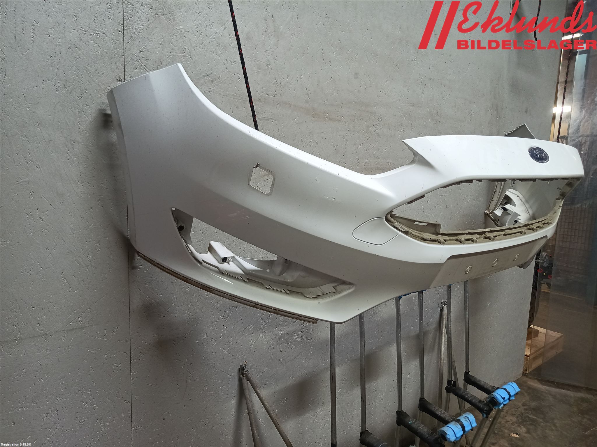 Ford FOCUS 15-18 Stötfångarbeklädnad Fram