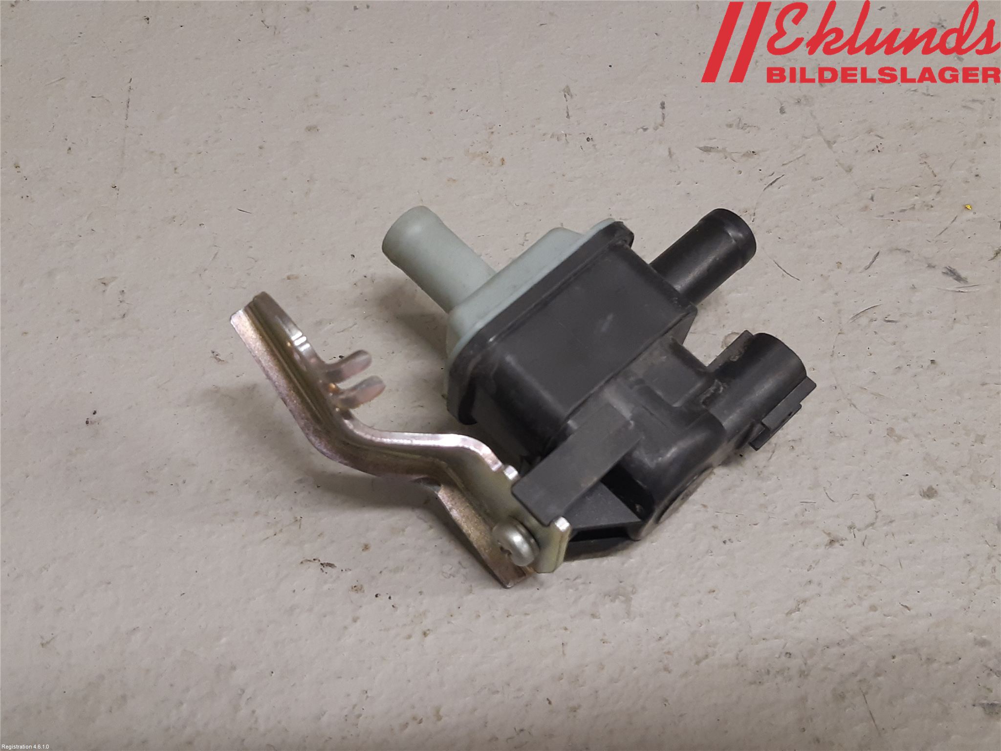 Toyota RAV4 19- Vakuumventil