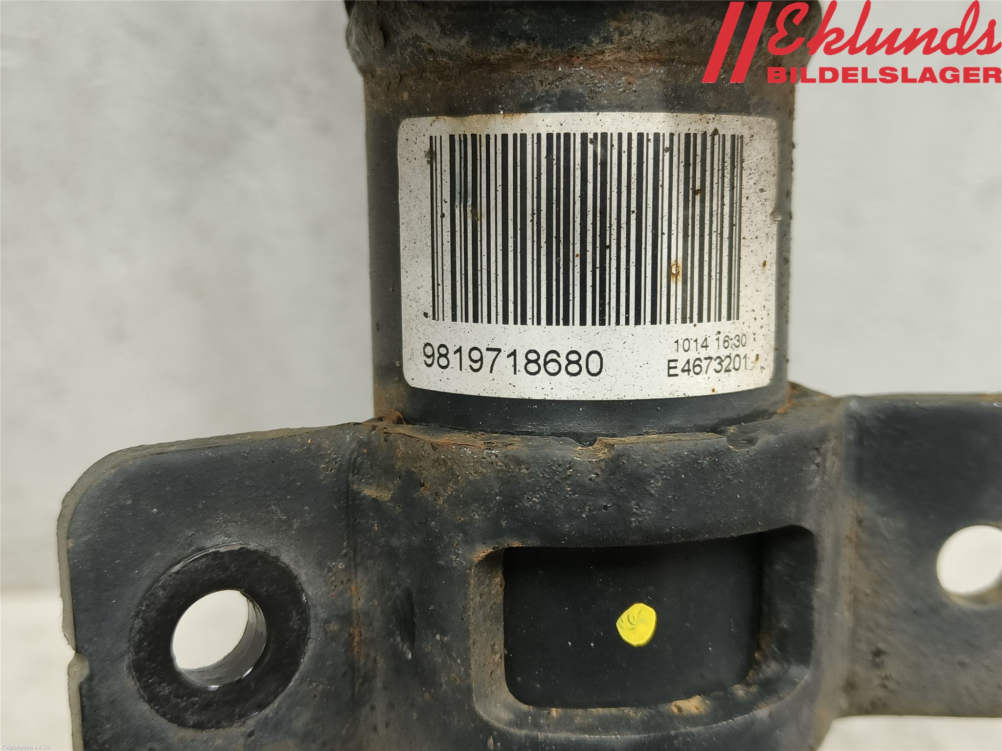 Peugeot 3008 17-24 Fjäderben Fram Höger