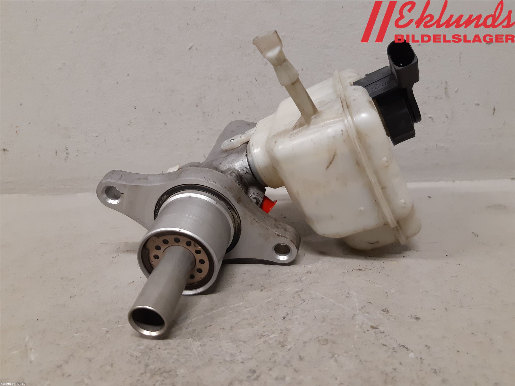 Volkswagen VW TOURAN 03-10 Broms Huvudcylinder